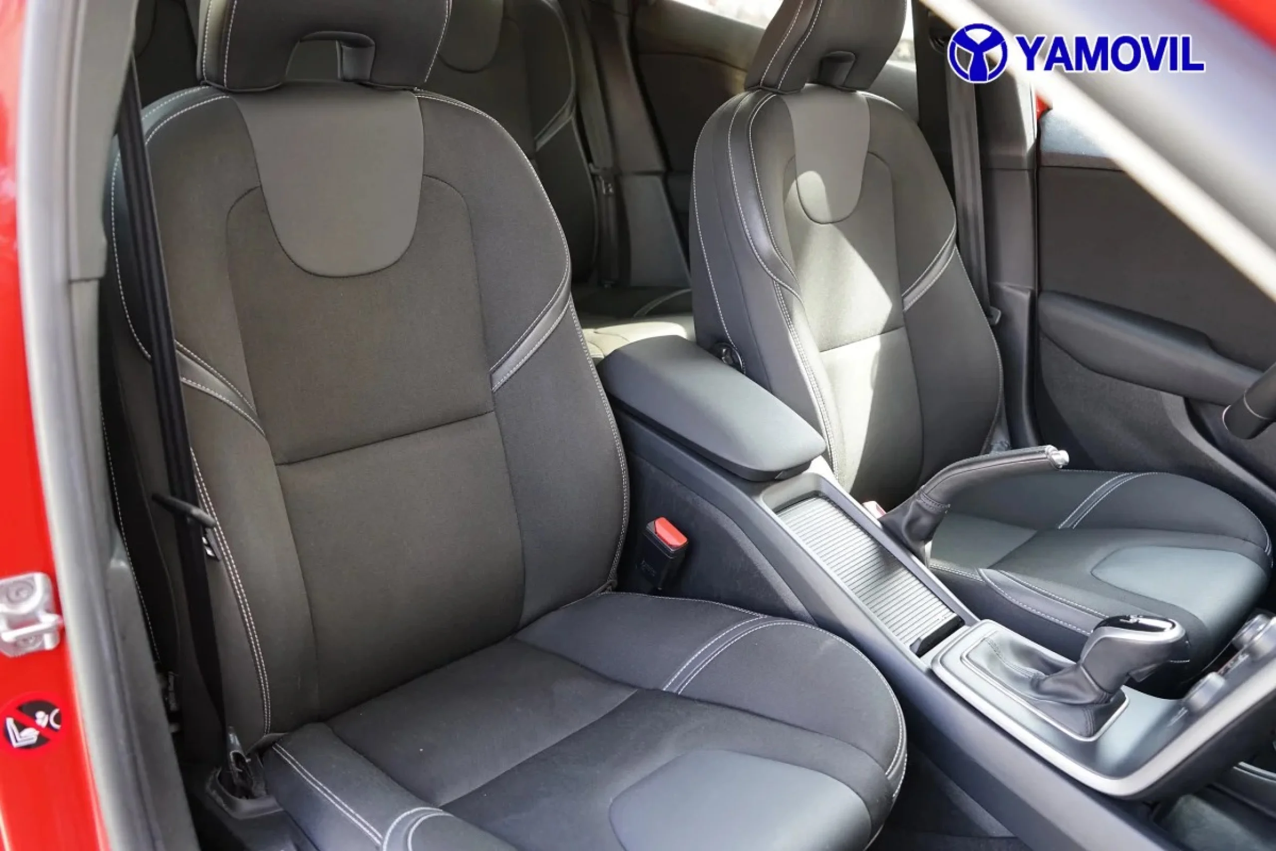 Volvo V40 D2 Momentum 88 kW (120 CV) - Foto 15