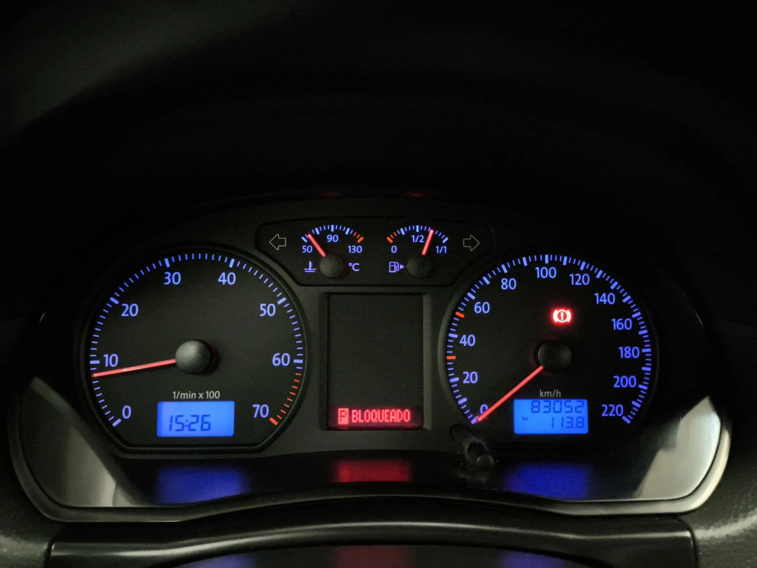 Volkswagen Polo United 1.4 59 kW (80 CV) Auto - Foto 14