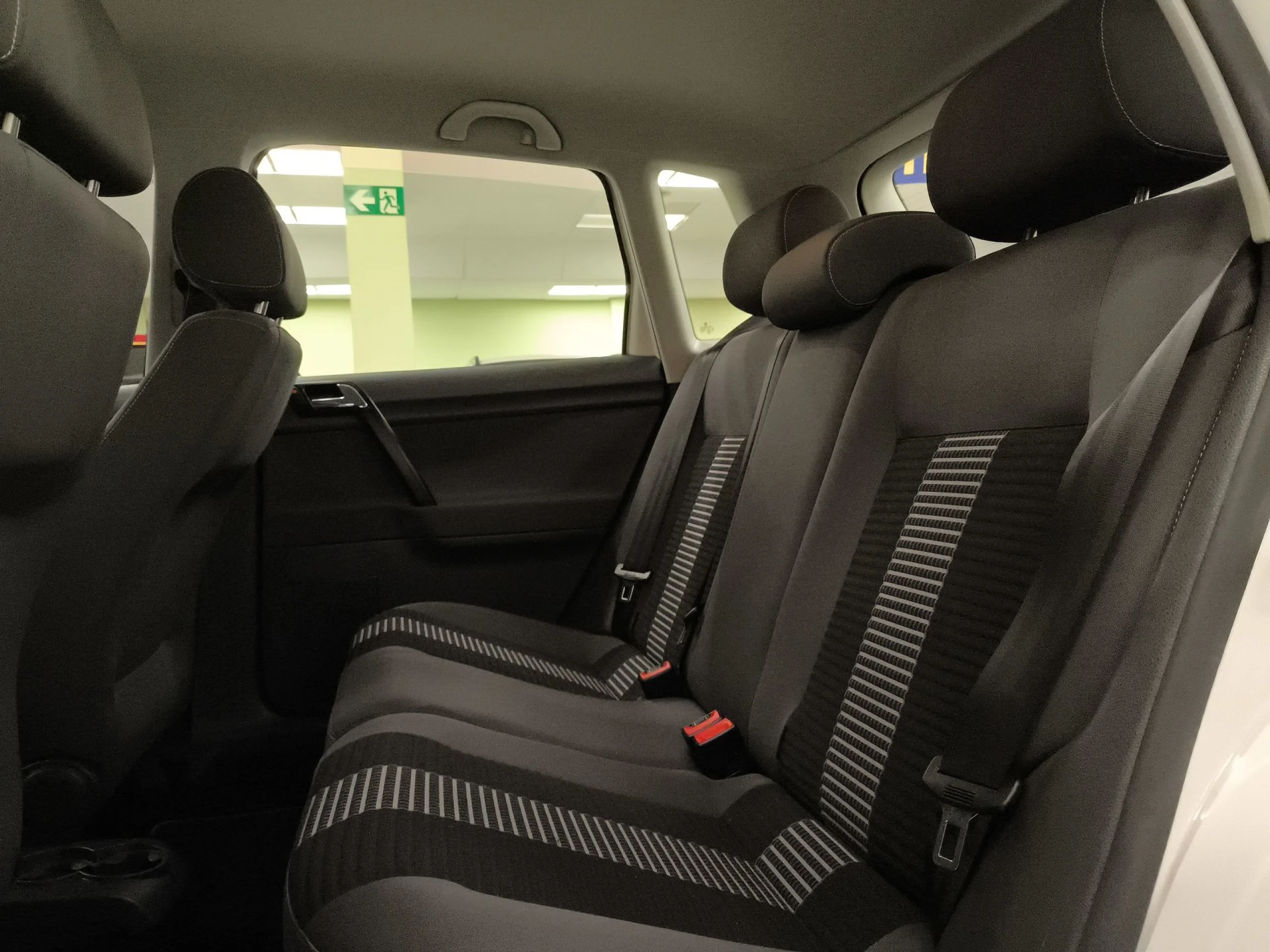 Volkswagen Polo United 1.4 59 kW (80 CV) Auto - Foto 18