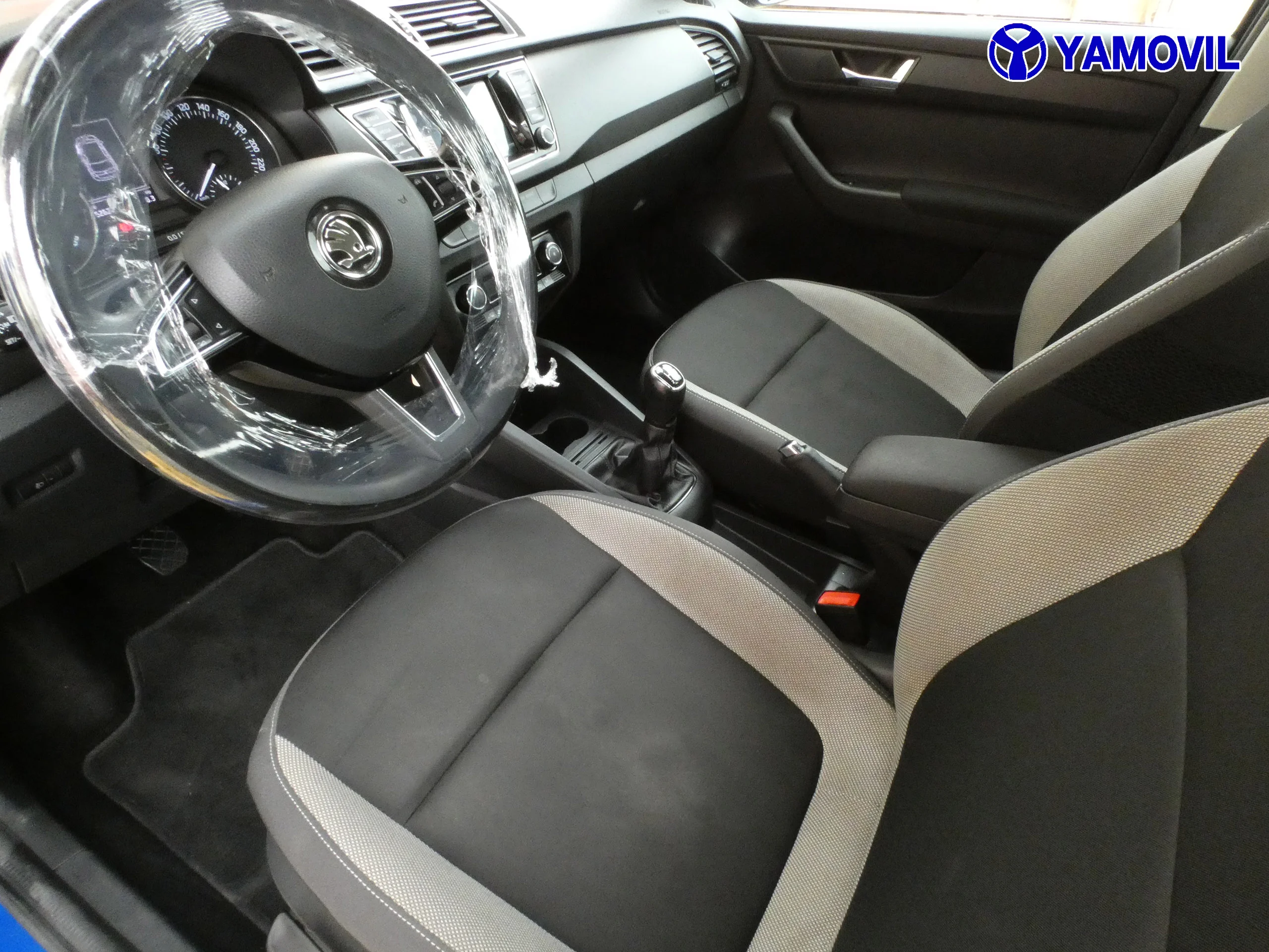 Skoda Fabia 1.0 MPI COLOR CONCEPT - Foto 14