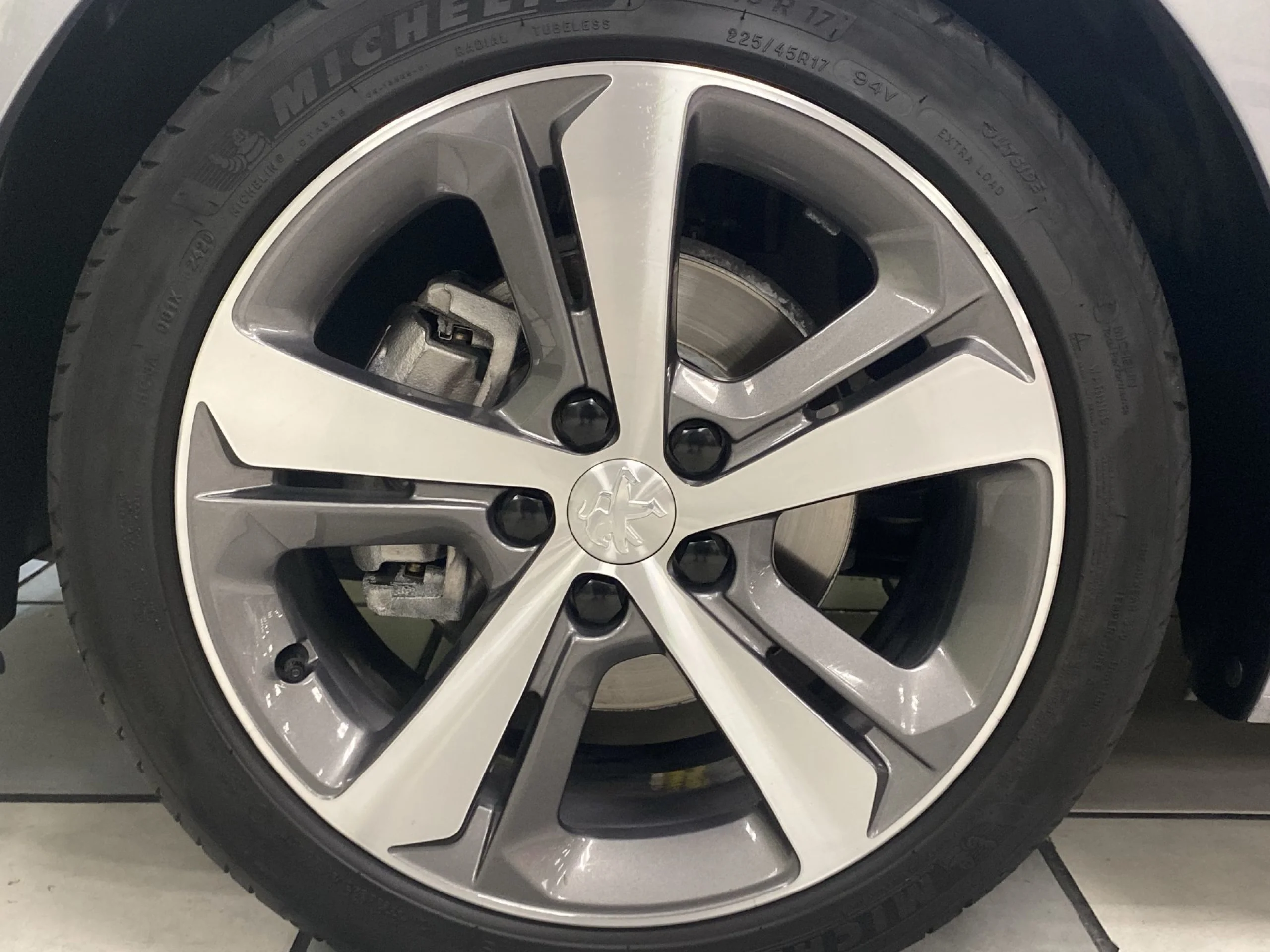 Peugeot 308 SW BlueHDI 130 GT EAT8 96 kW (130 CV) - Foto 7