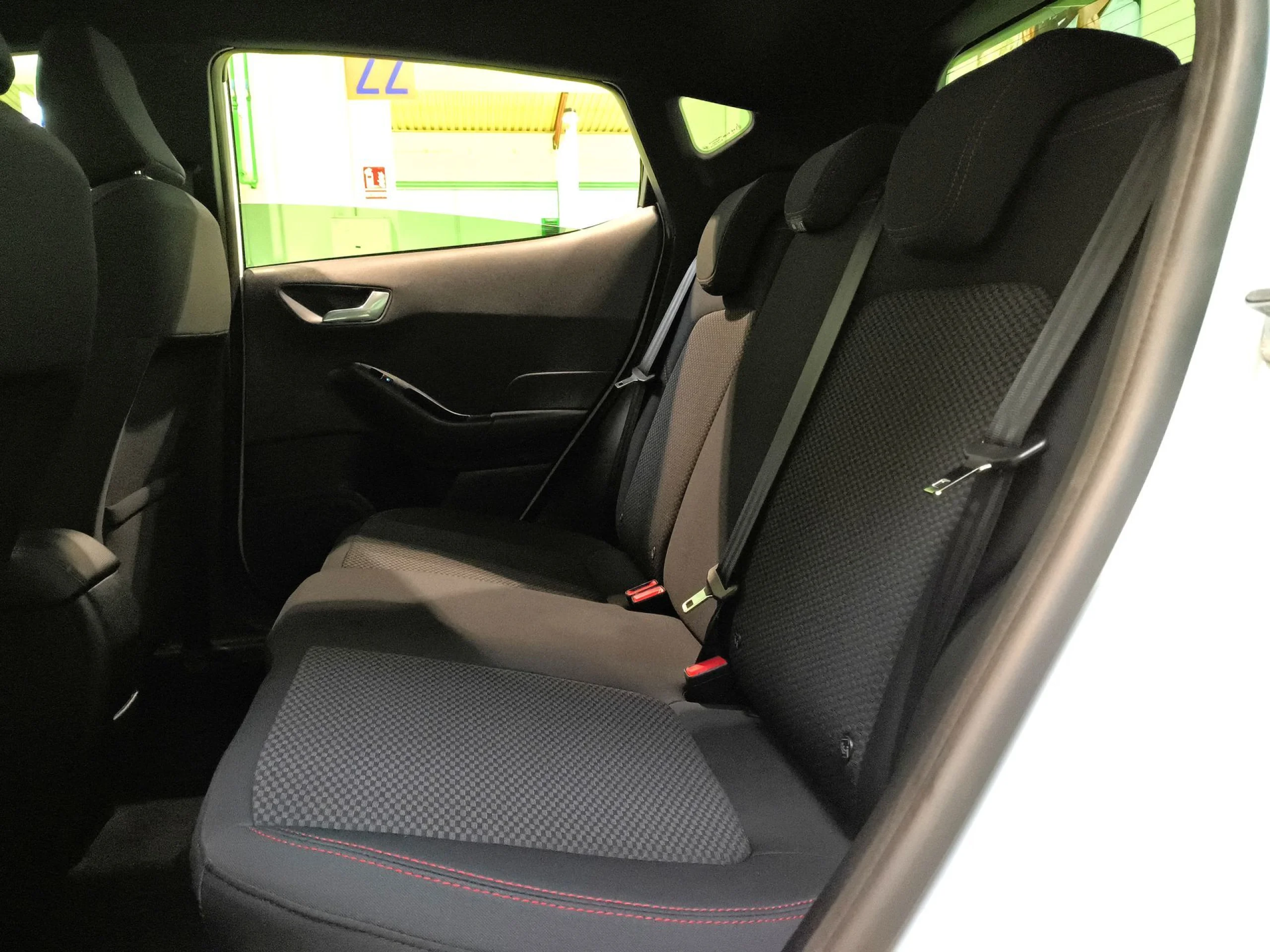 Ford Fiesta 1.0 EcoBoost MHEV ST-Line 92 kW (125 CV) - Foto 17
