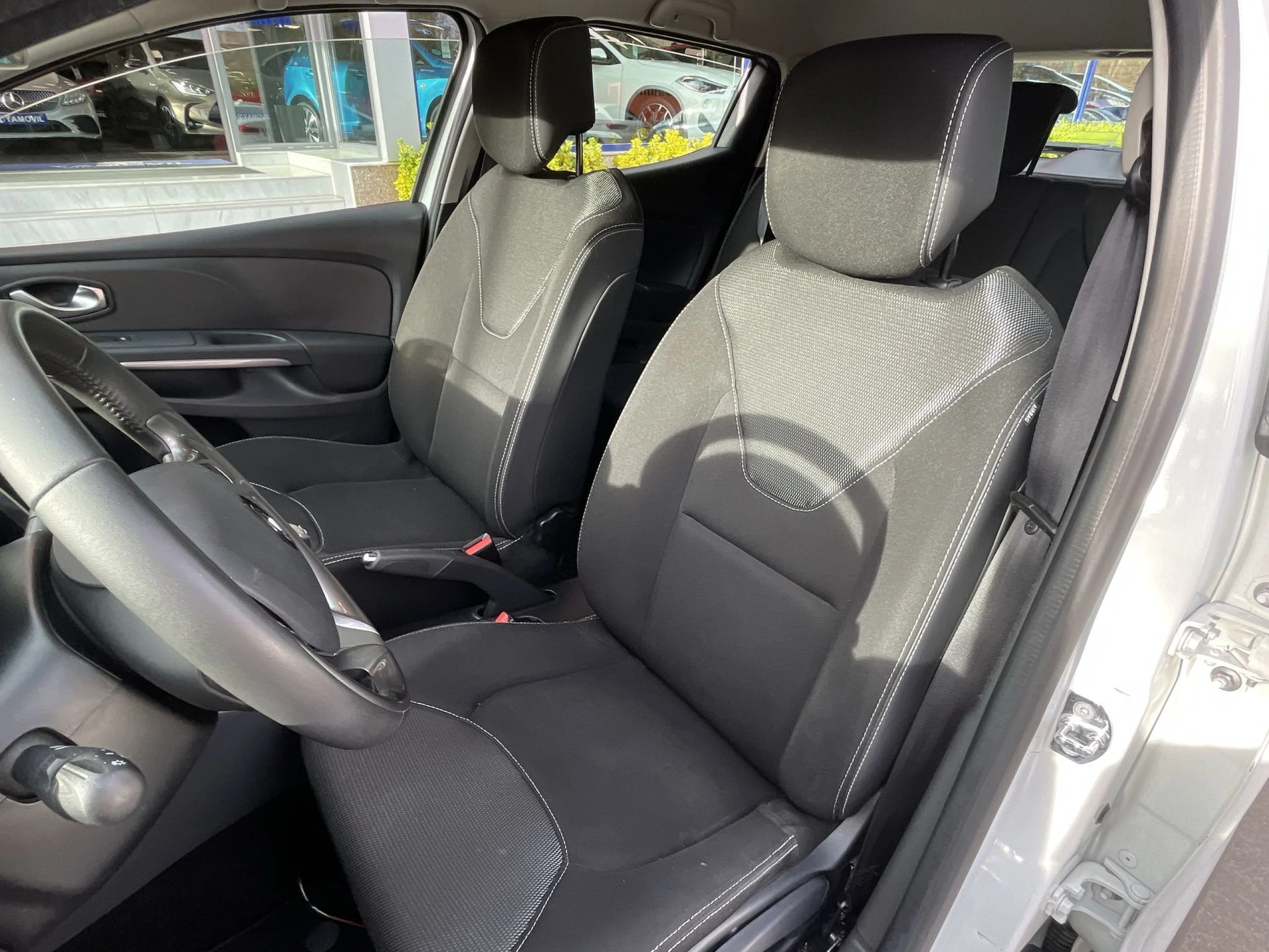 Renault Clio Technofeel Energy dCi 66 kW (90 CV) - Foto 8