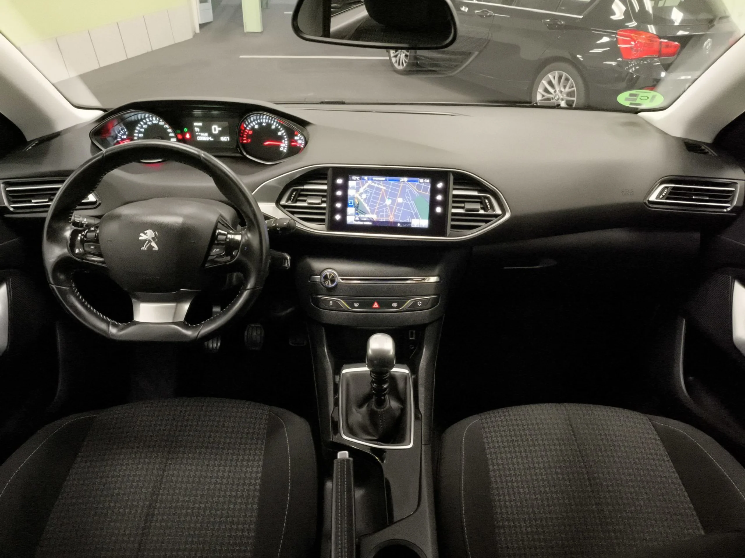 Peugeot 308 PureTech 130 SANDS Style 96 kW (130 CV) - Foto 11