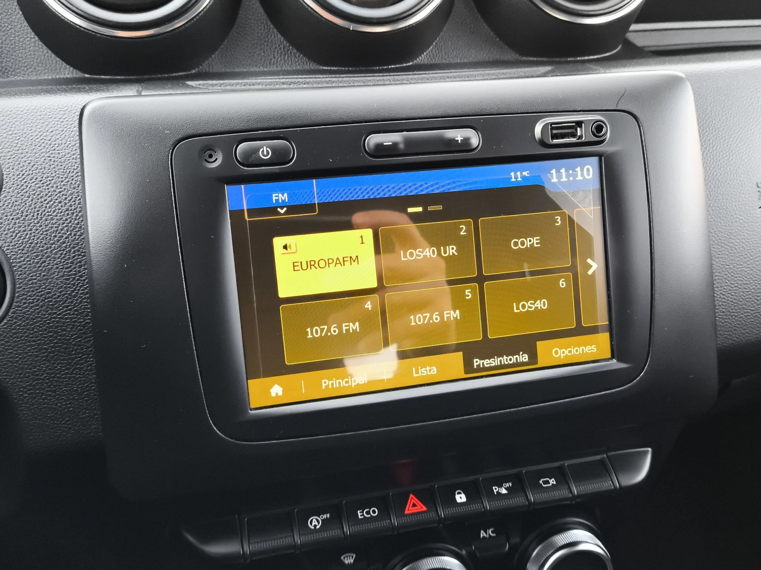 Dacia Duster TCE ECO-G Prestige 4X2 74 kW (100 CV) - Foto 13