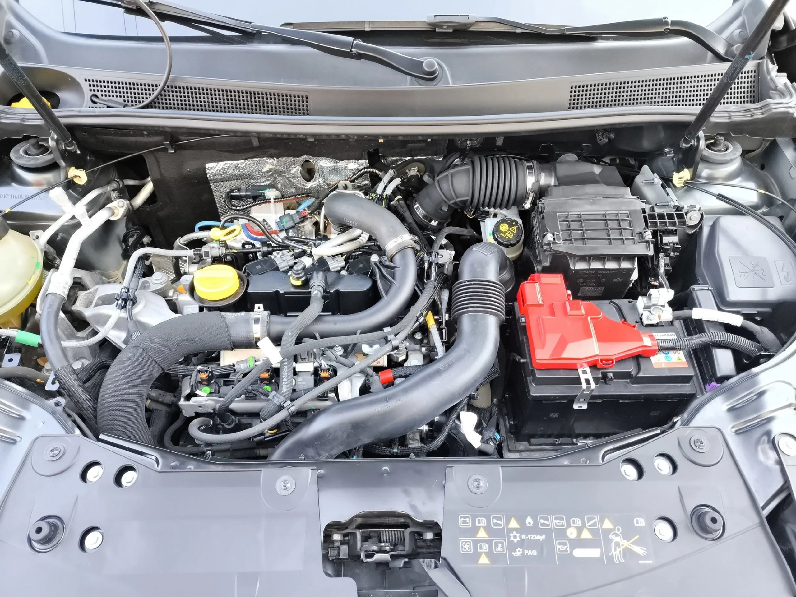 Dacia Duster TCE ECO-G Prestige 4X2 74 kW (100 CV) - Foto 22