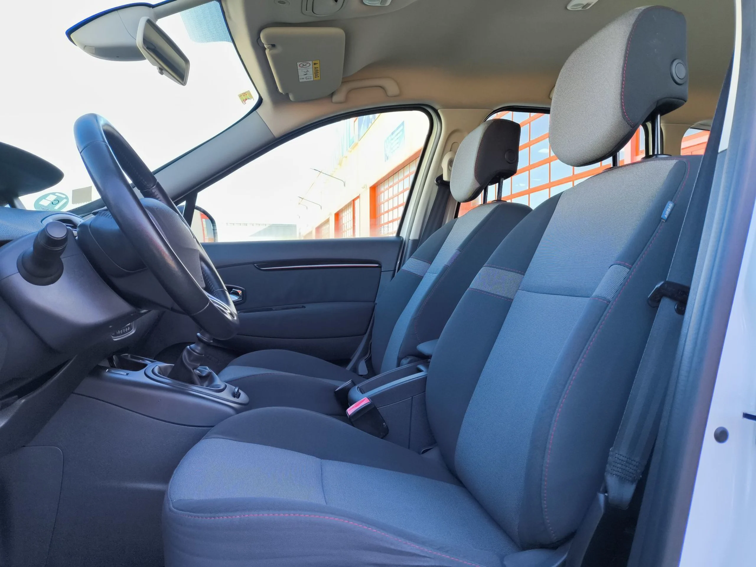 Renault Grand Scenic Selection Energy TCe 85 kW (115 CV) - Foto 8