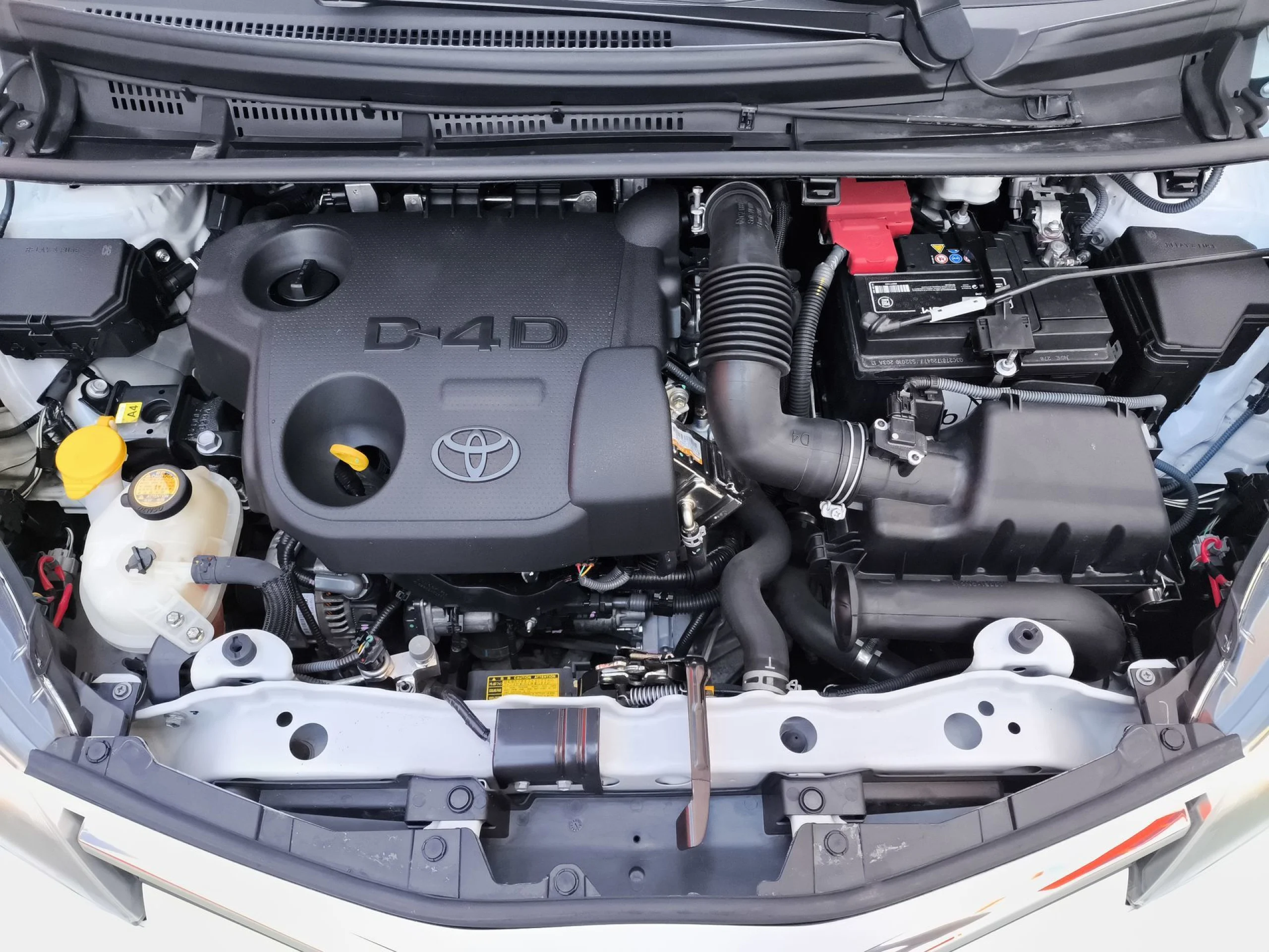 Toyota Yaris 1.4 D4-D Active 66 kW (90 CV) - Foto 21