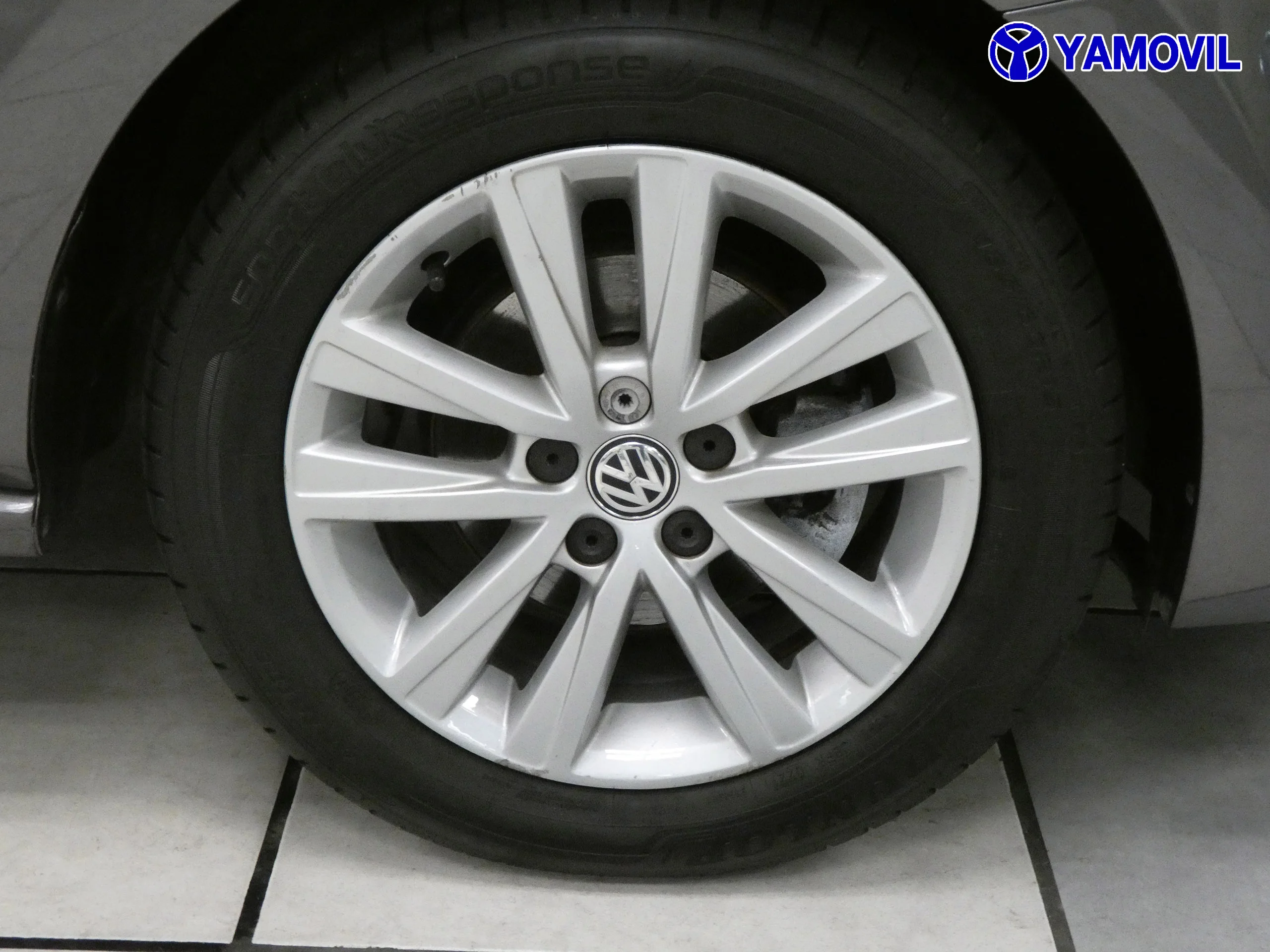 Volkswagen Polo 1.4 TDI ADVANCE BMT 5P - Foto 9