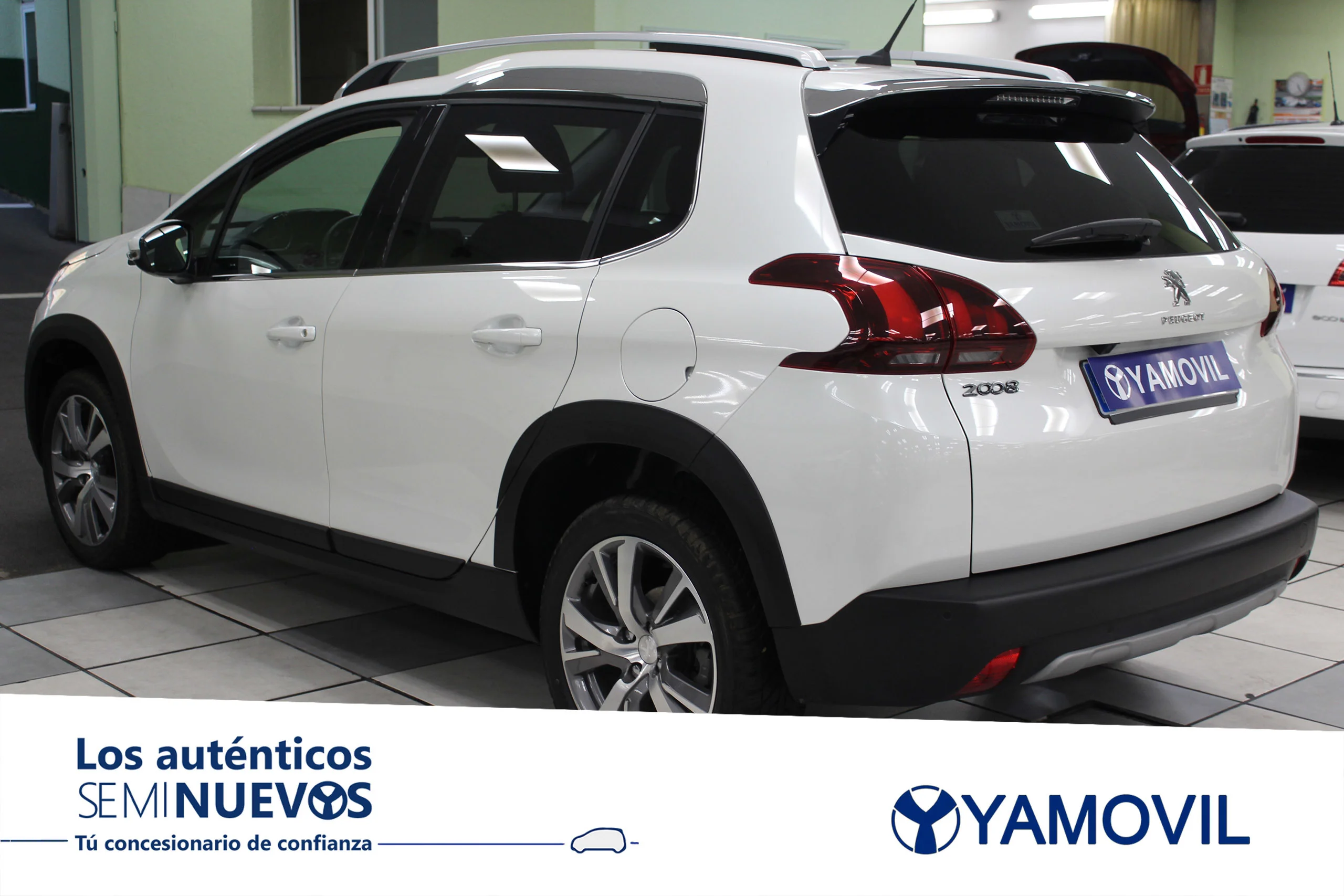 Peugeot 2008 SUV PEUGEOT 2008 1.2 PURETECH 110CV ALLURE 5P. - Foto 6
