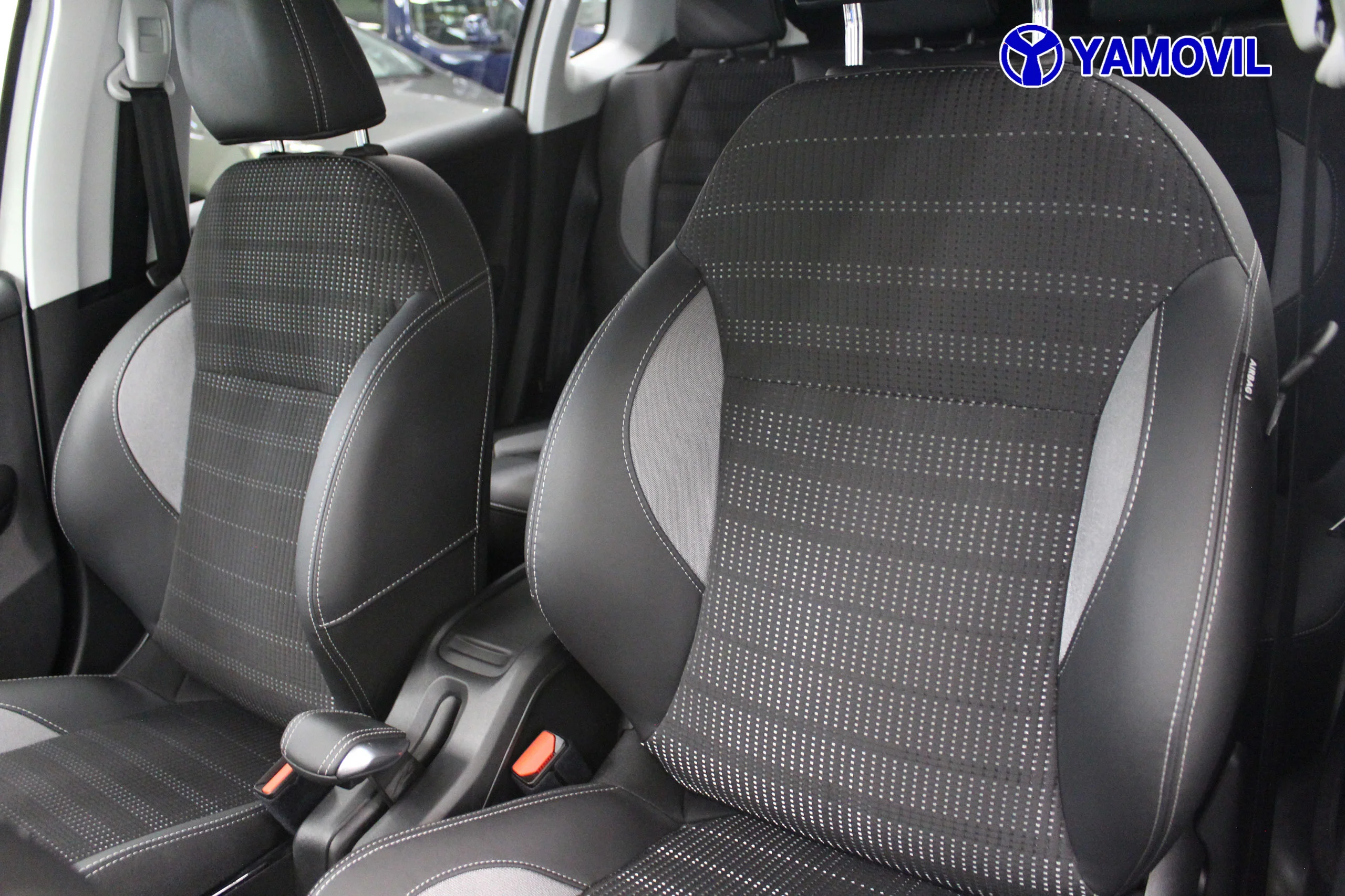 Peugeot 2008 SUV PEUGEOT 2008 1.2 PURETECH 110CV ALLURE 5P. - Foto 13