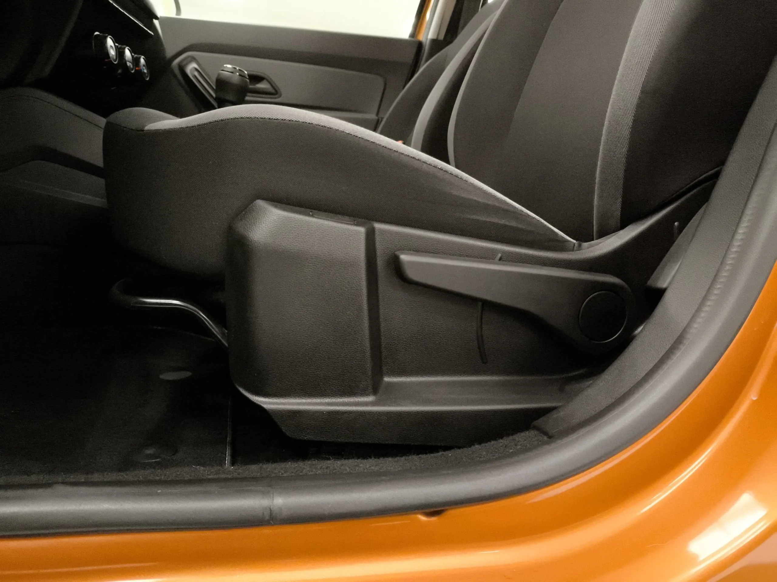 Dacia Duster Essential 1.6 84 kW (115 CV) 4X2 - Foto 9