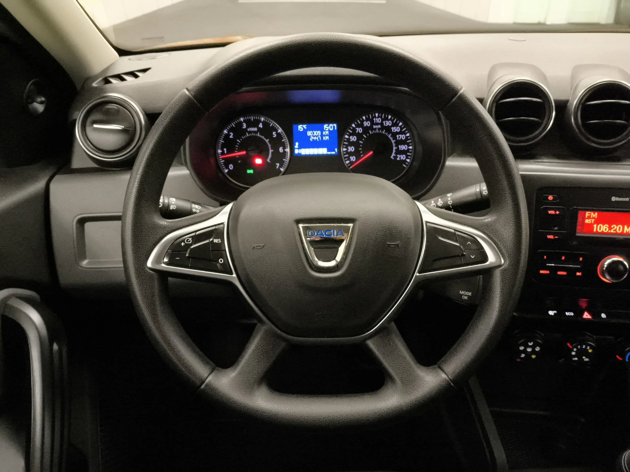 Dacia Duster Essential 1.6 84 kW (115 CV) 4X2 - Foto 11