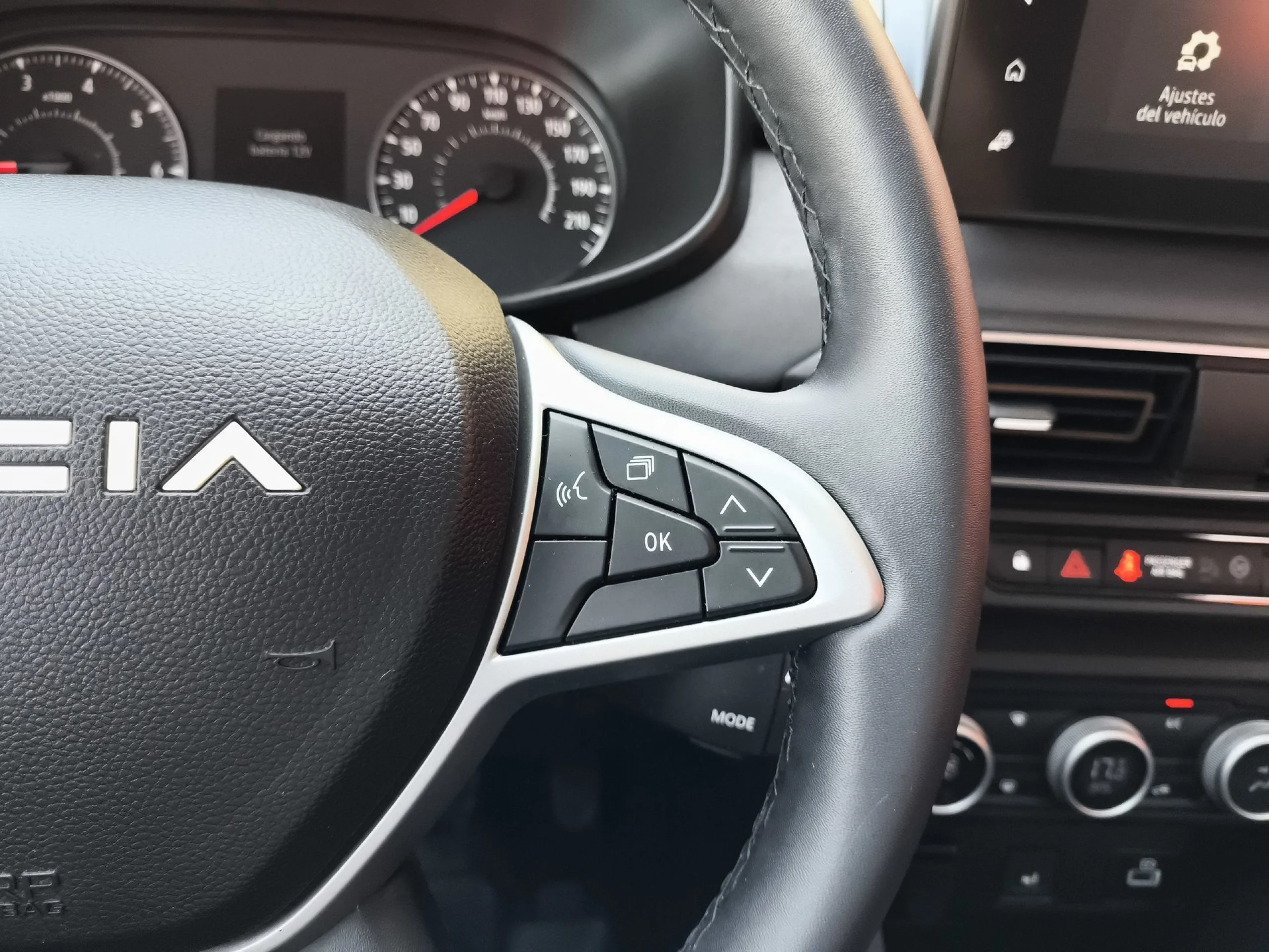 Dacia Jogger Extreme Go ECO-G 74 kW (100 CV) - Foto 17