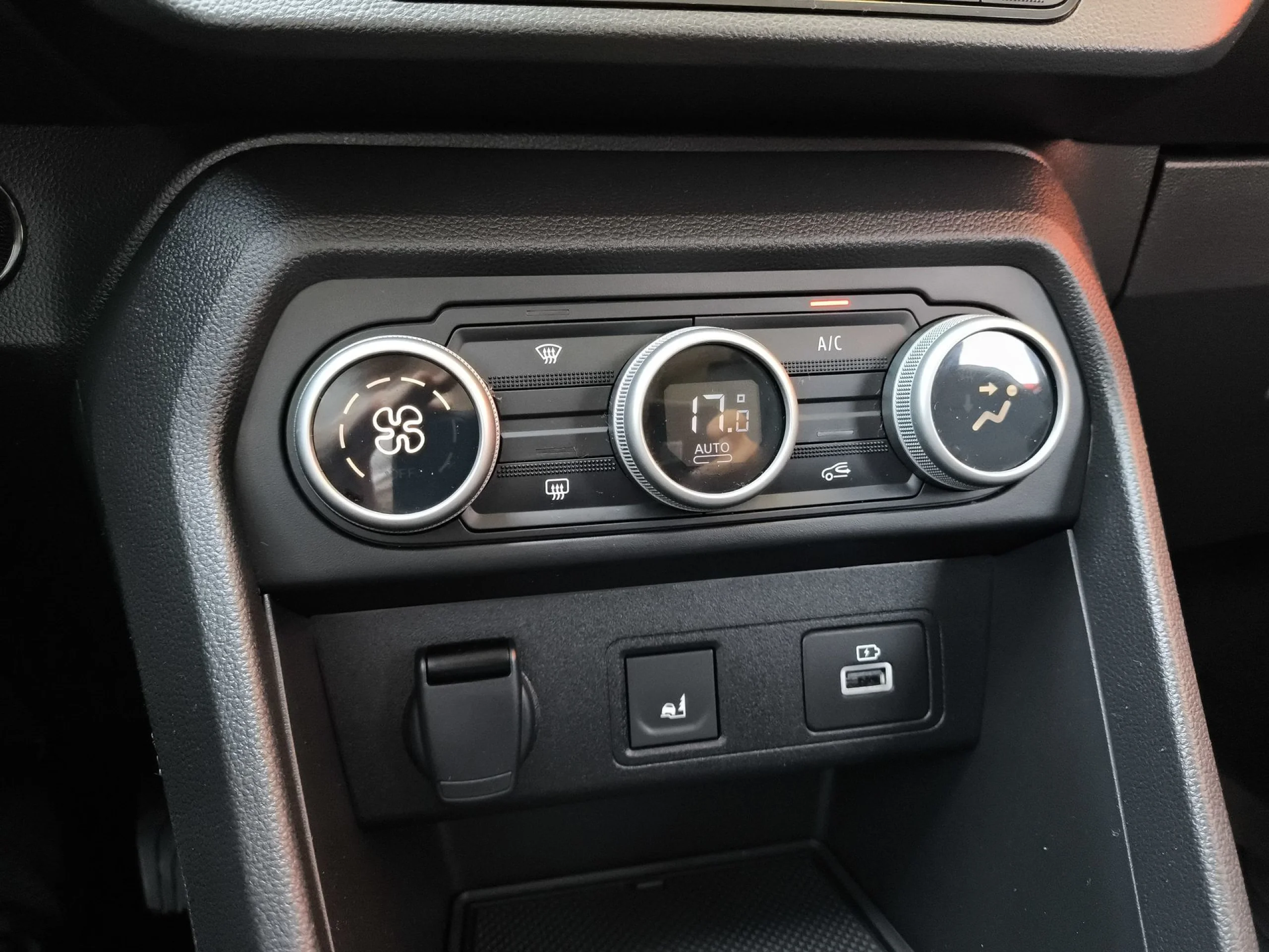 Dacia Jogger Extreme Go ECO-G 74 kW (100 CV) - Foto 25