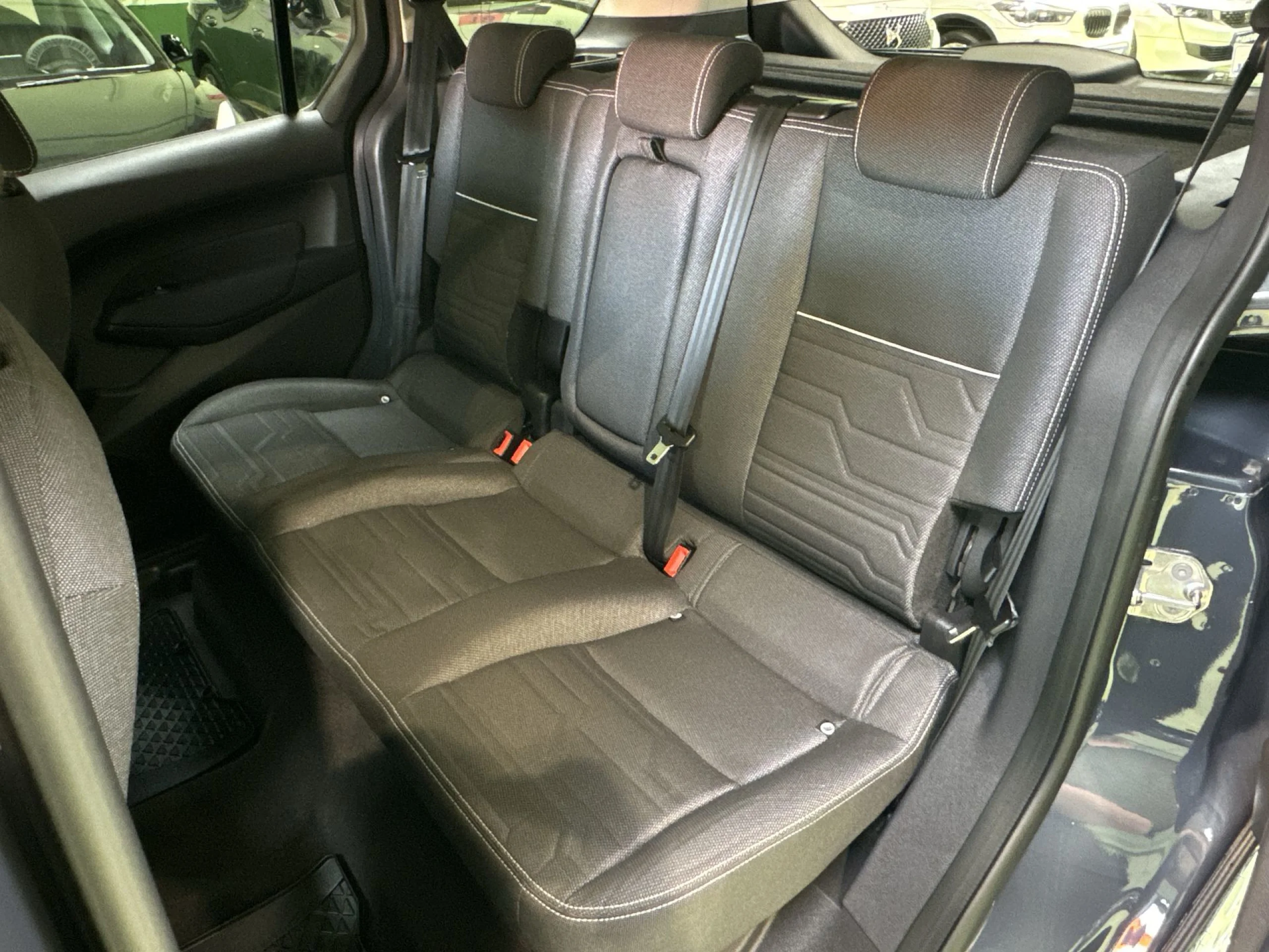 Ford Grand tourneo connect 1.6 TDCi Titanium 85 kW (115 CV) - Foto 19