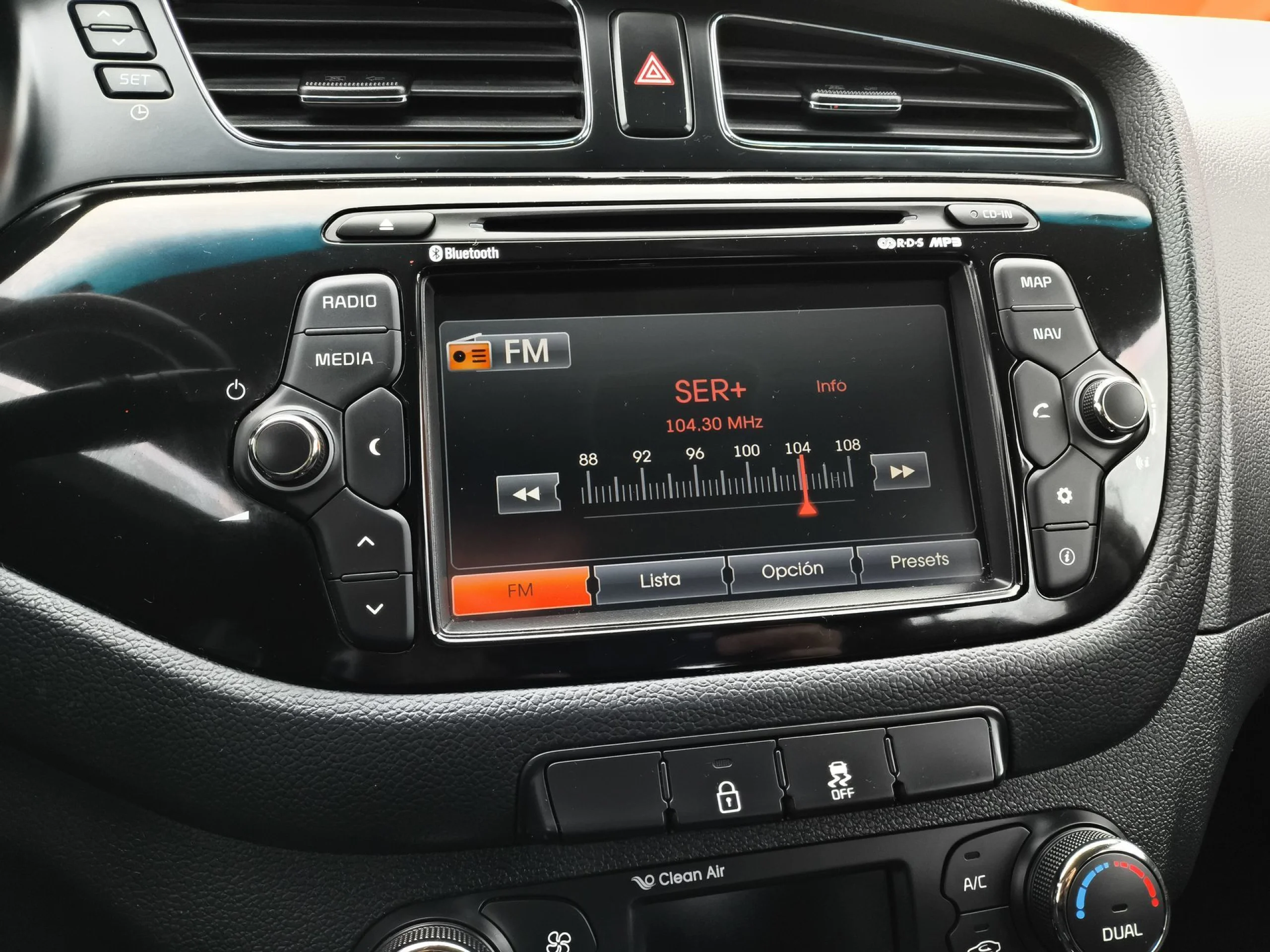 Kia Ceed 1.6 CRDi VGT Maracaná 94 kW (128 CV) - Foto 13