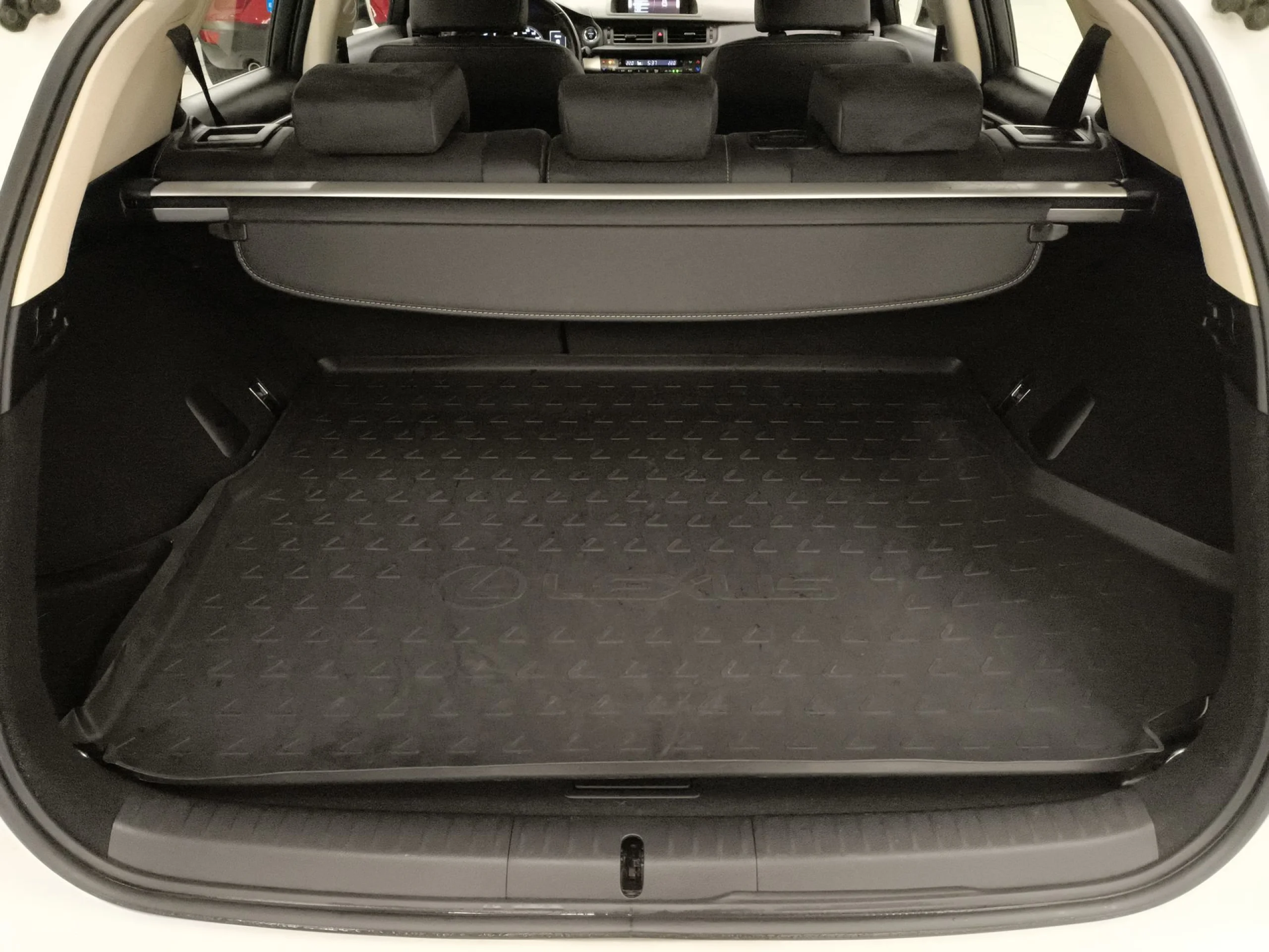 Lexus CT 200h Executive 100 kW (136 CV) - Foto 23