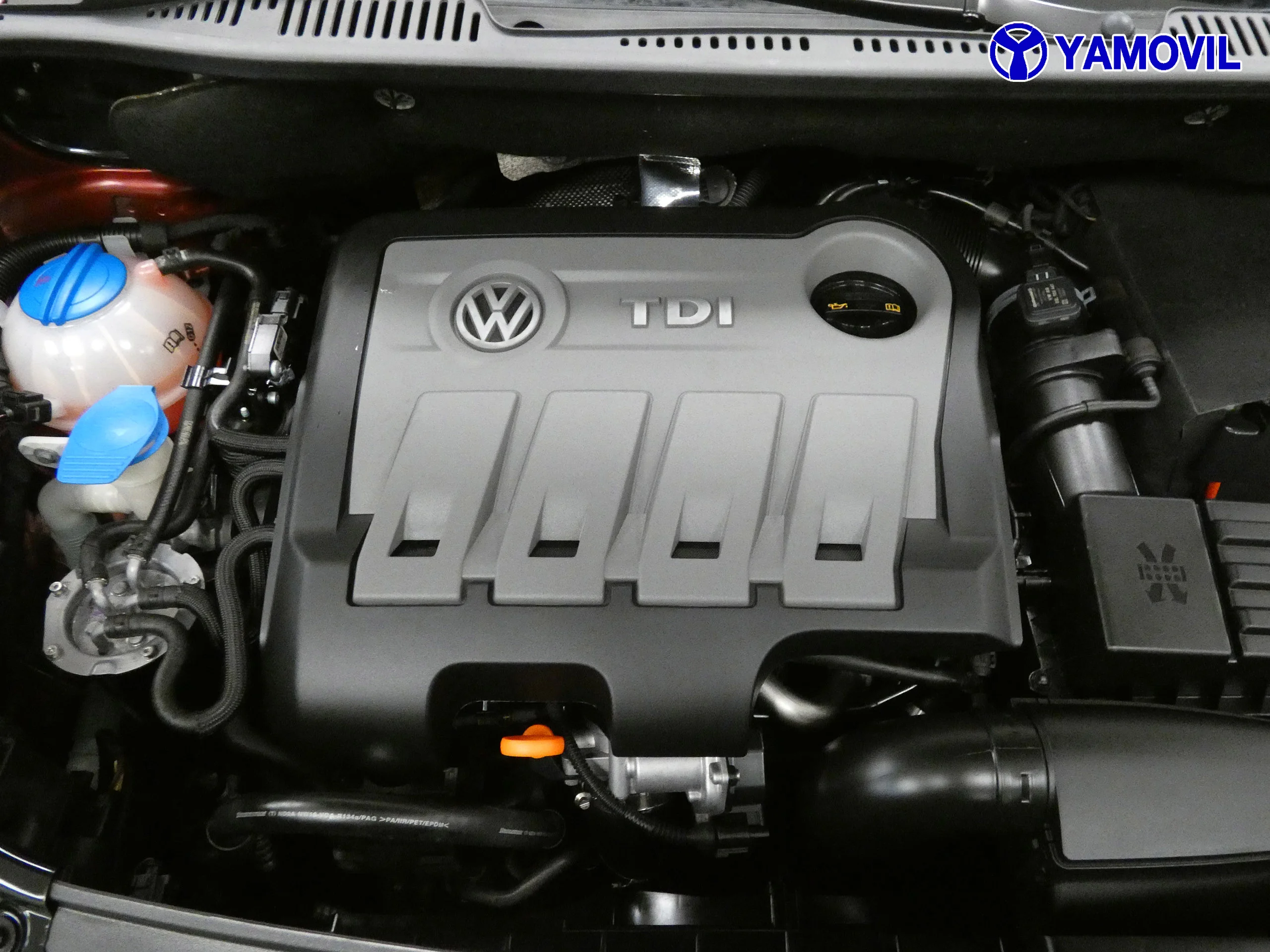 Volkswagen Touran 1.6 TDI ADNVANCE  5PLZ - Foto 8