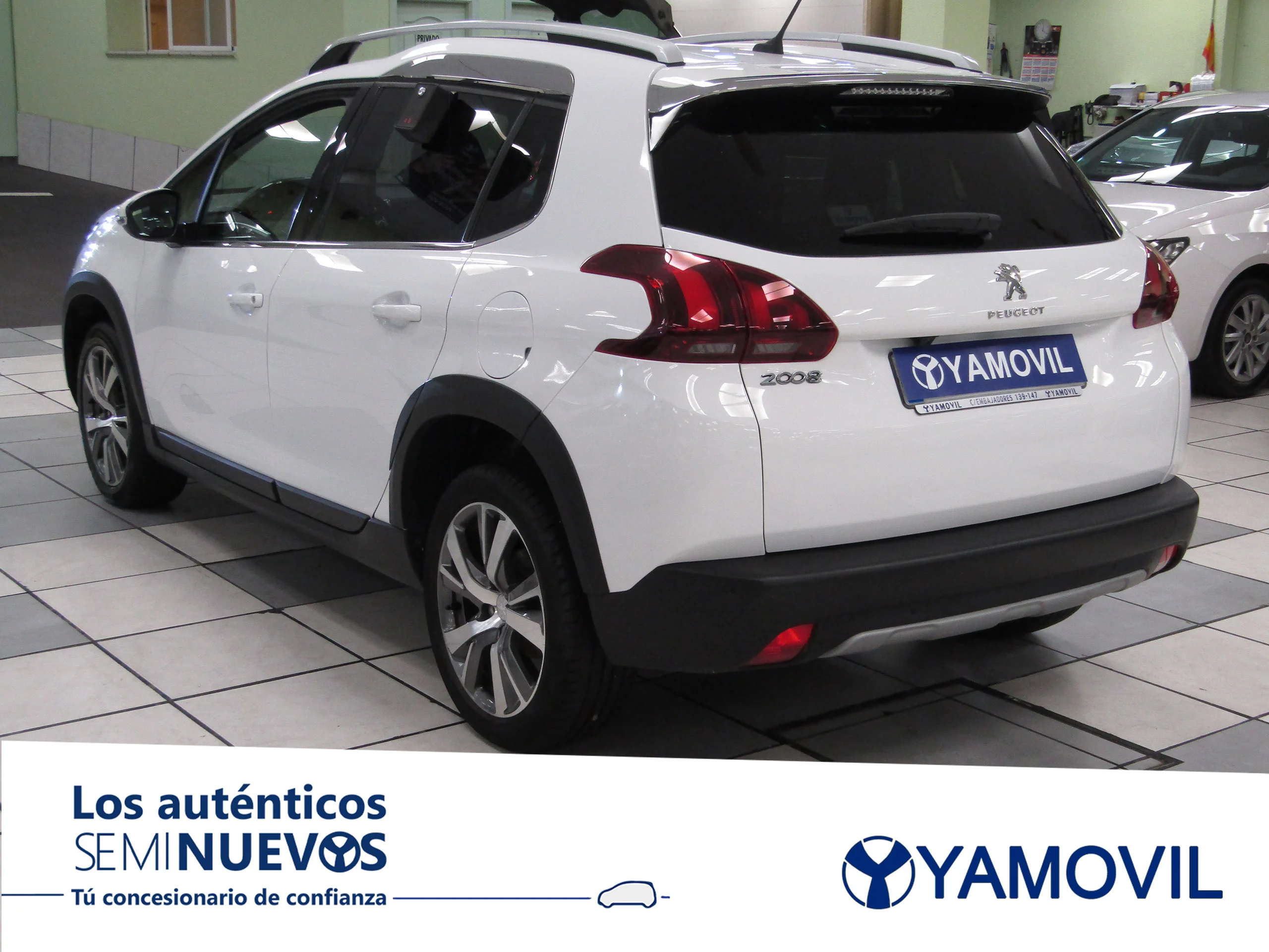 Peugeot 2008 1.2 PURETECH ALLURE 5P - Foto 6