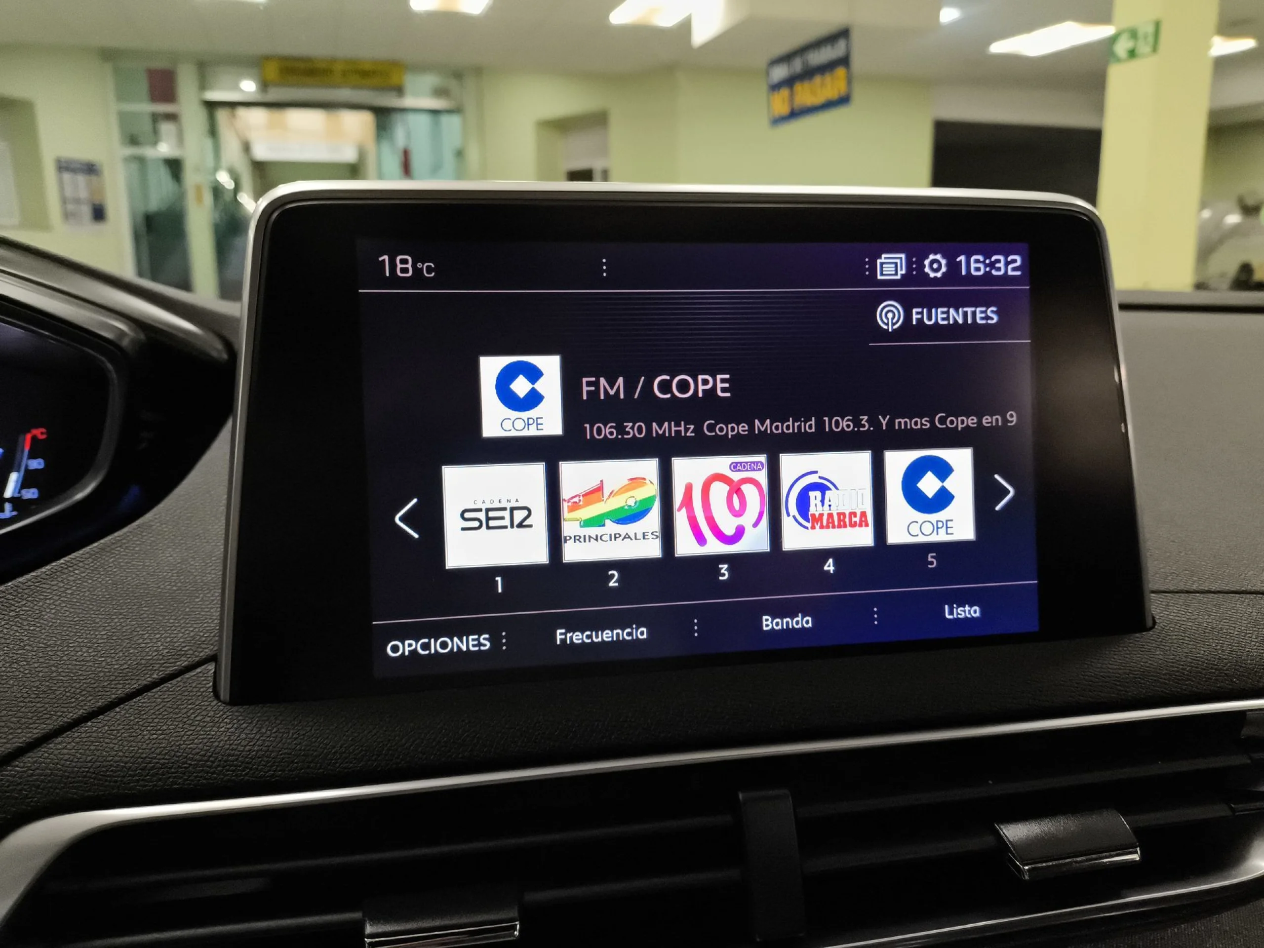 Peugeot 5008 1.6L THP GT Line EAT6 121 kW (165 CV) - Foto 15