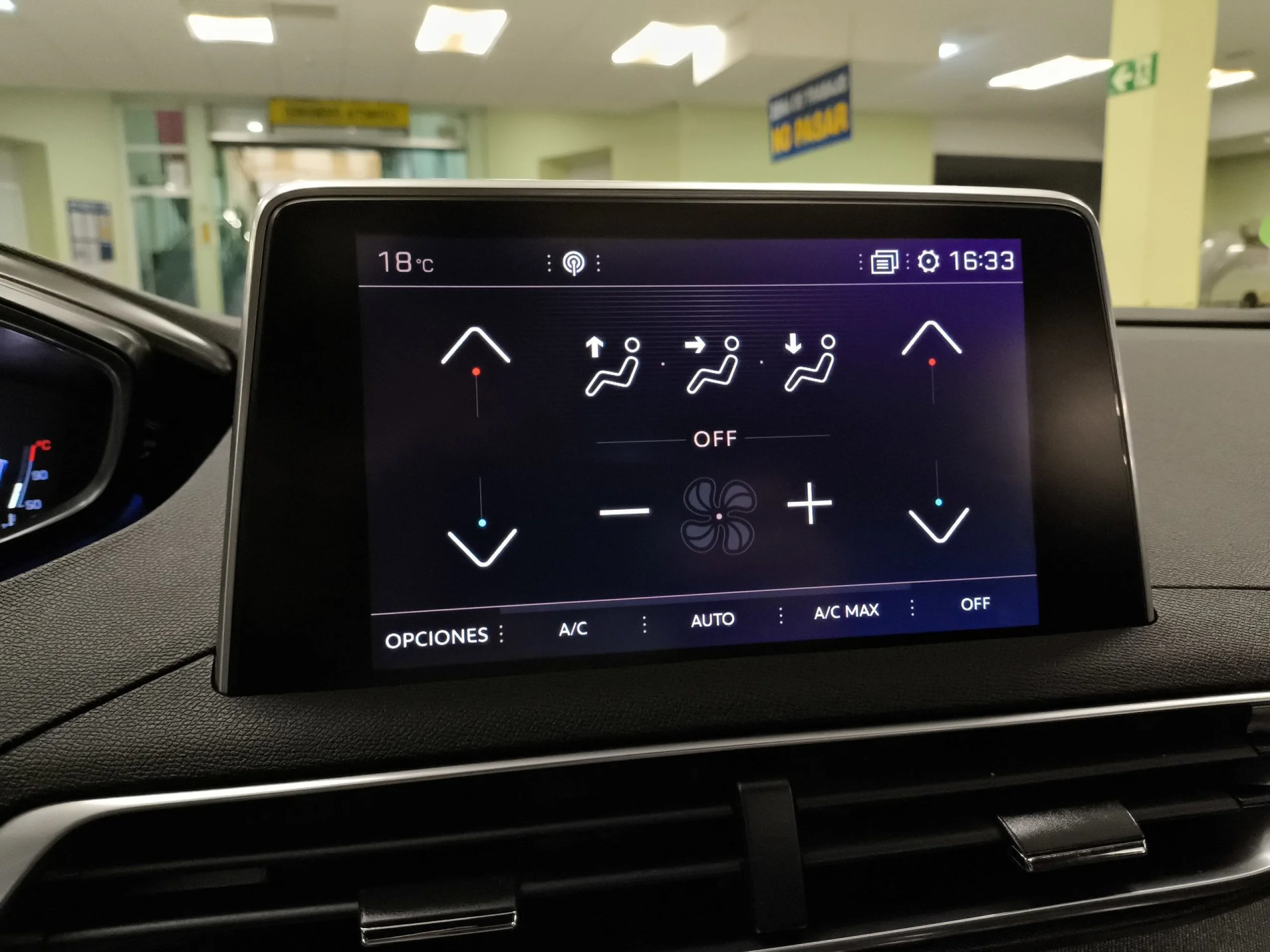 Peugeot 5008 1.6L THP GT Line EAT6 121 kW (165 CV) - Foto 19