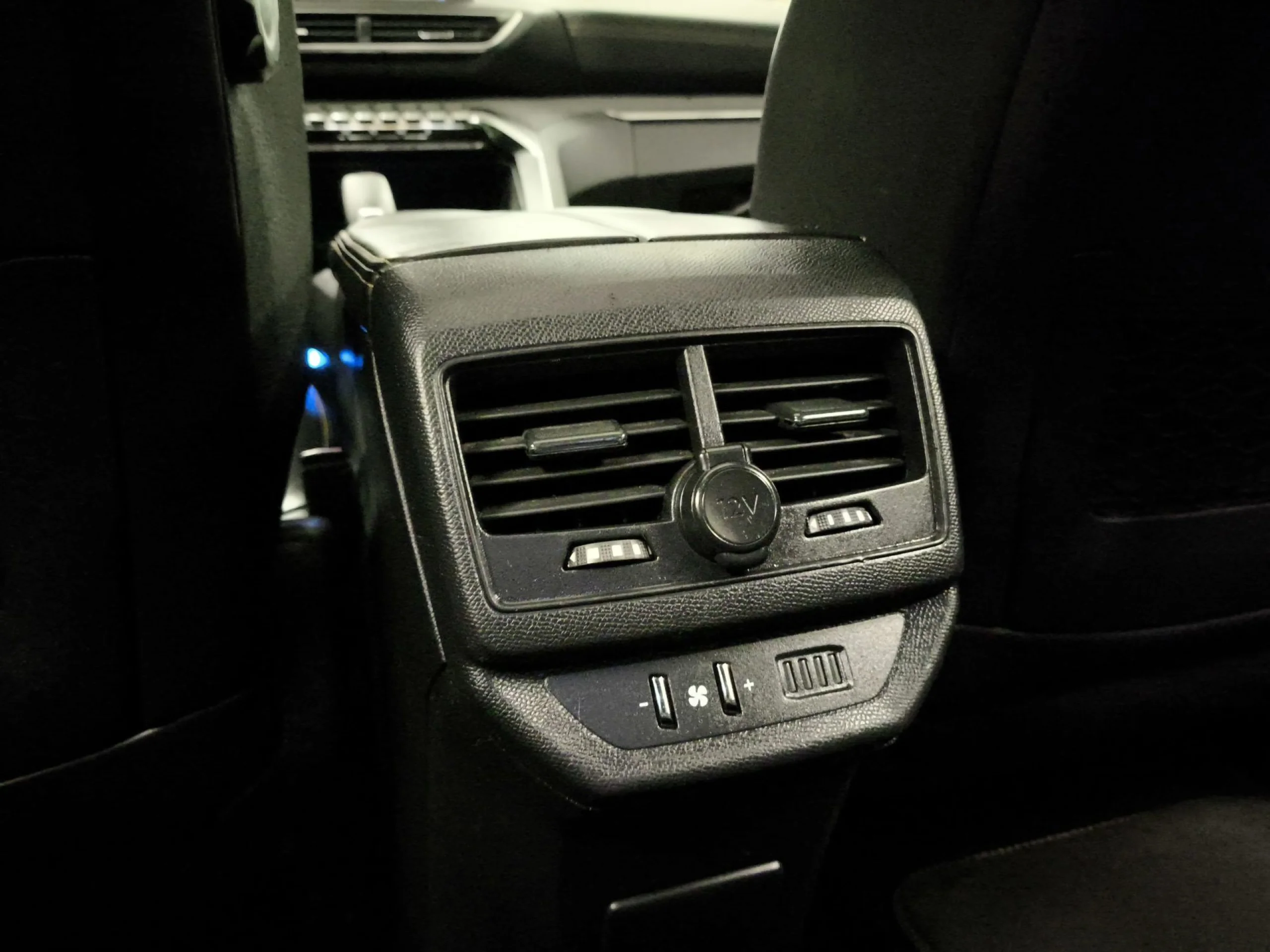 Peugeot 5008 1.6L THP GT Line EAT6 121 kW (165 CV) - Foto 24