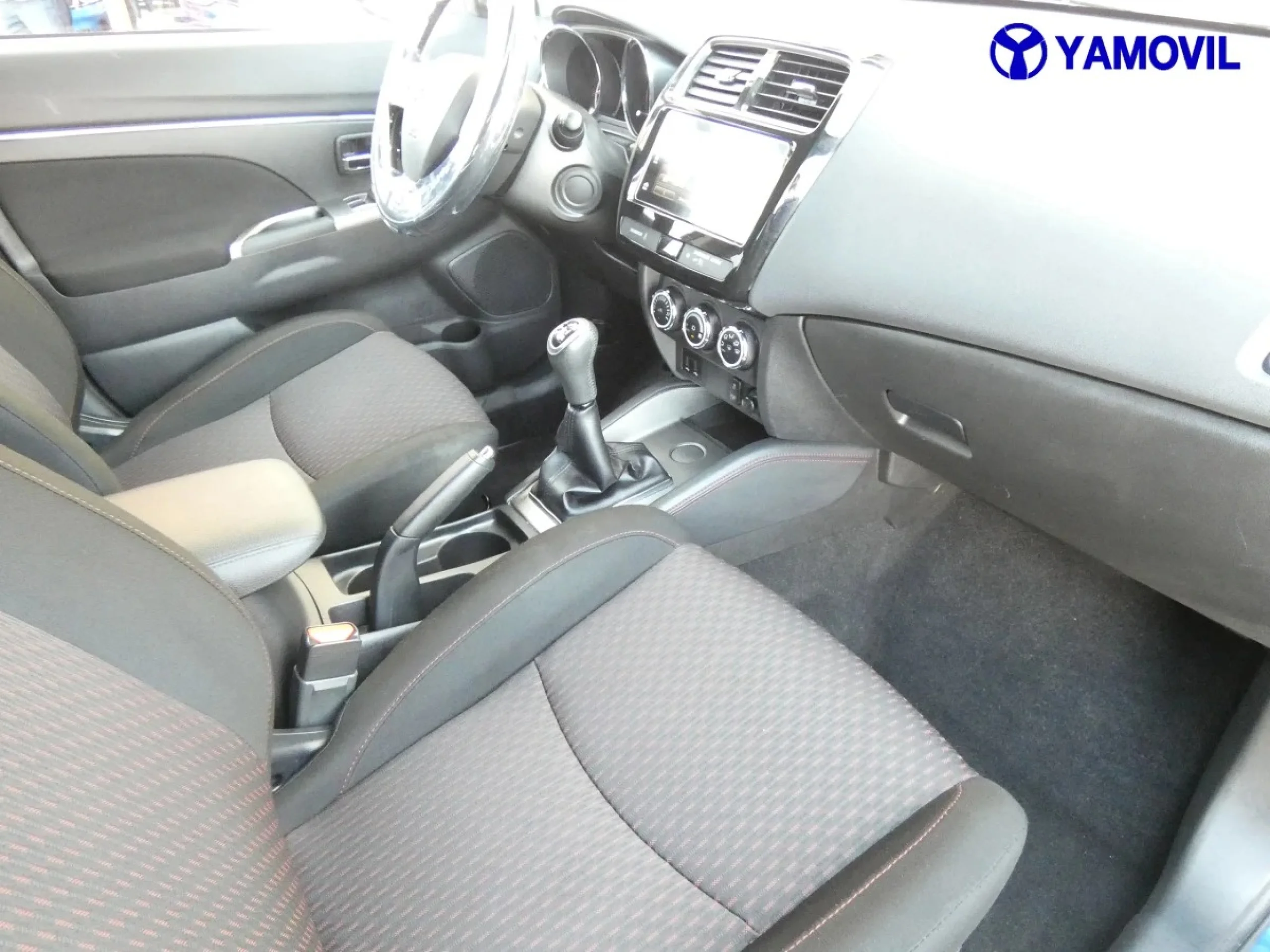 Mitsubishi ASX 160 MPI Motion 86 kW (117 CV) - Foto 18