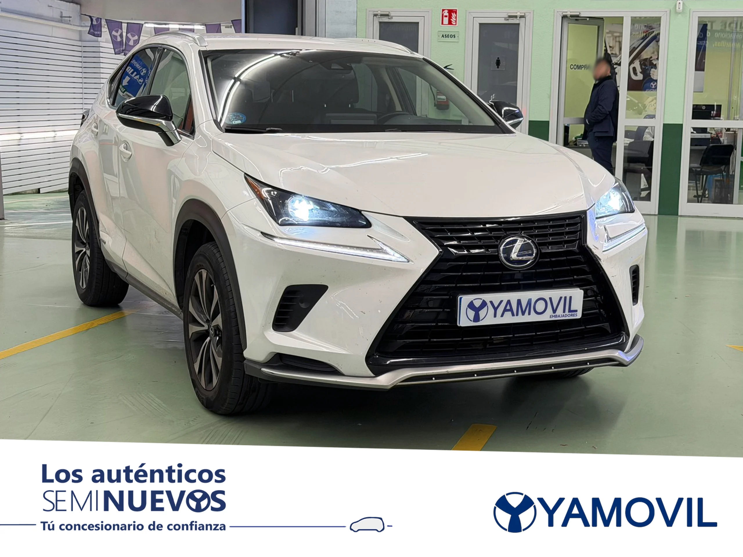 Lexus NX 300h Premium 2WD 145 kW (197 CV) - Foto 3