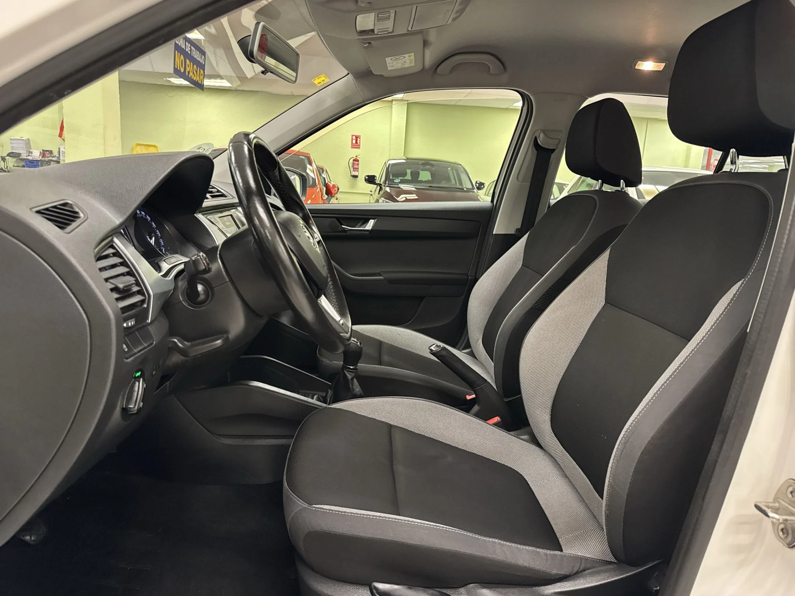 Skoda Fabia 1.0 MPI Ambition 55 kW (75 CV) - Foto 8