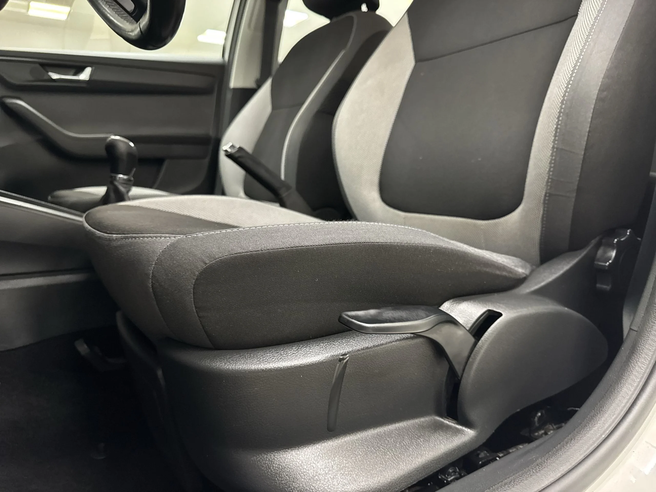 Skoda Fabia 1.0 MPI Ambition 55 kW (75 CV) - Foto 9