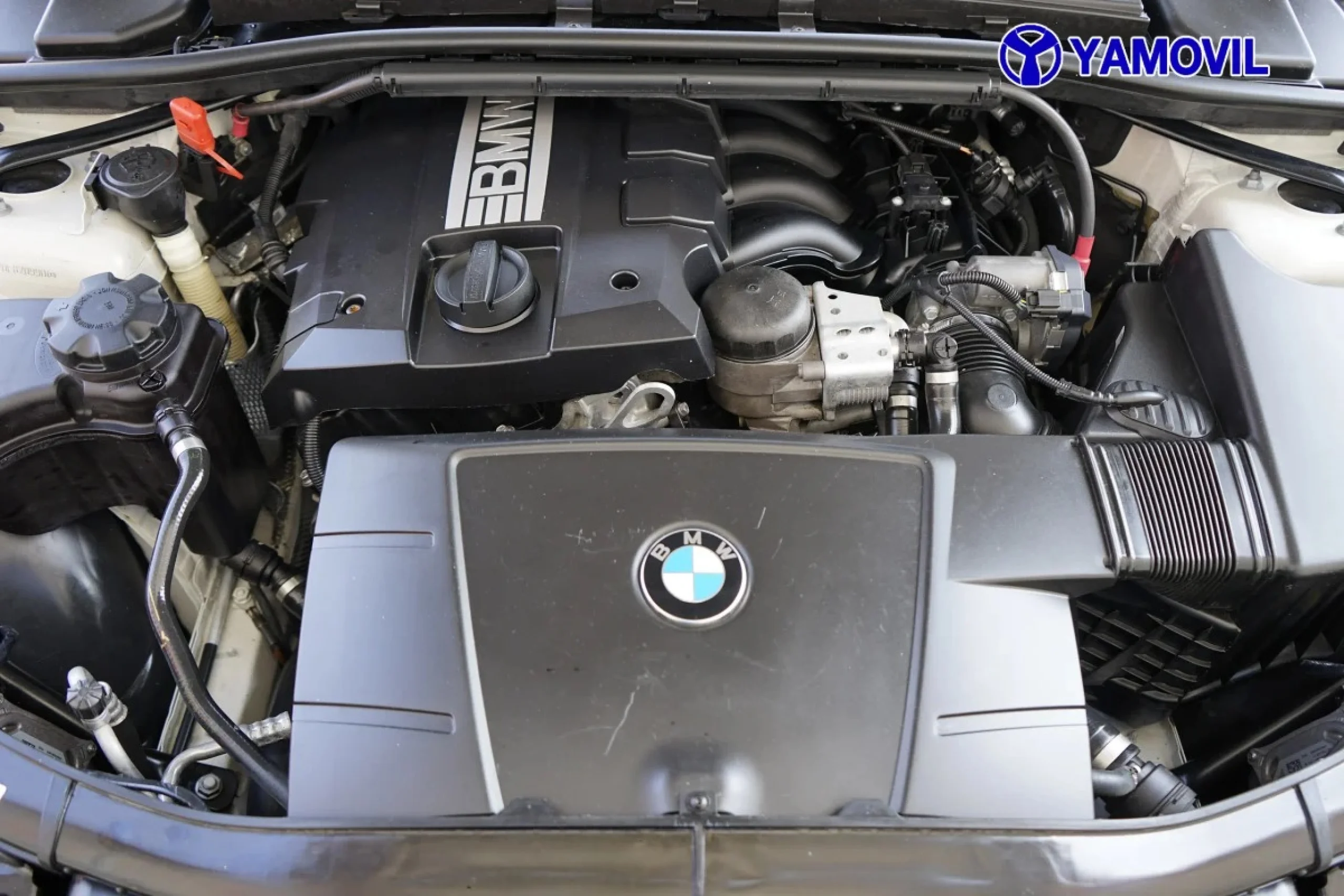BMW Serie 3 320i Coupe 125 kW (170 CV) - Foto 8