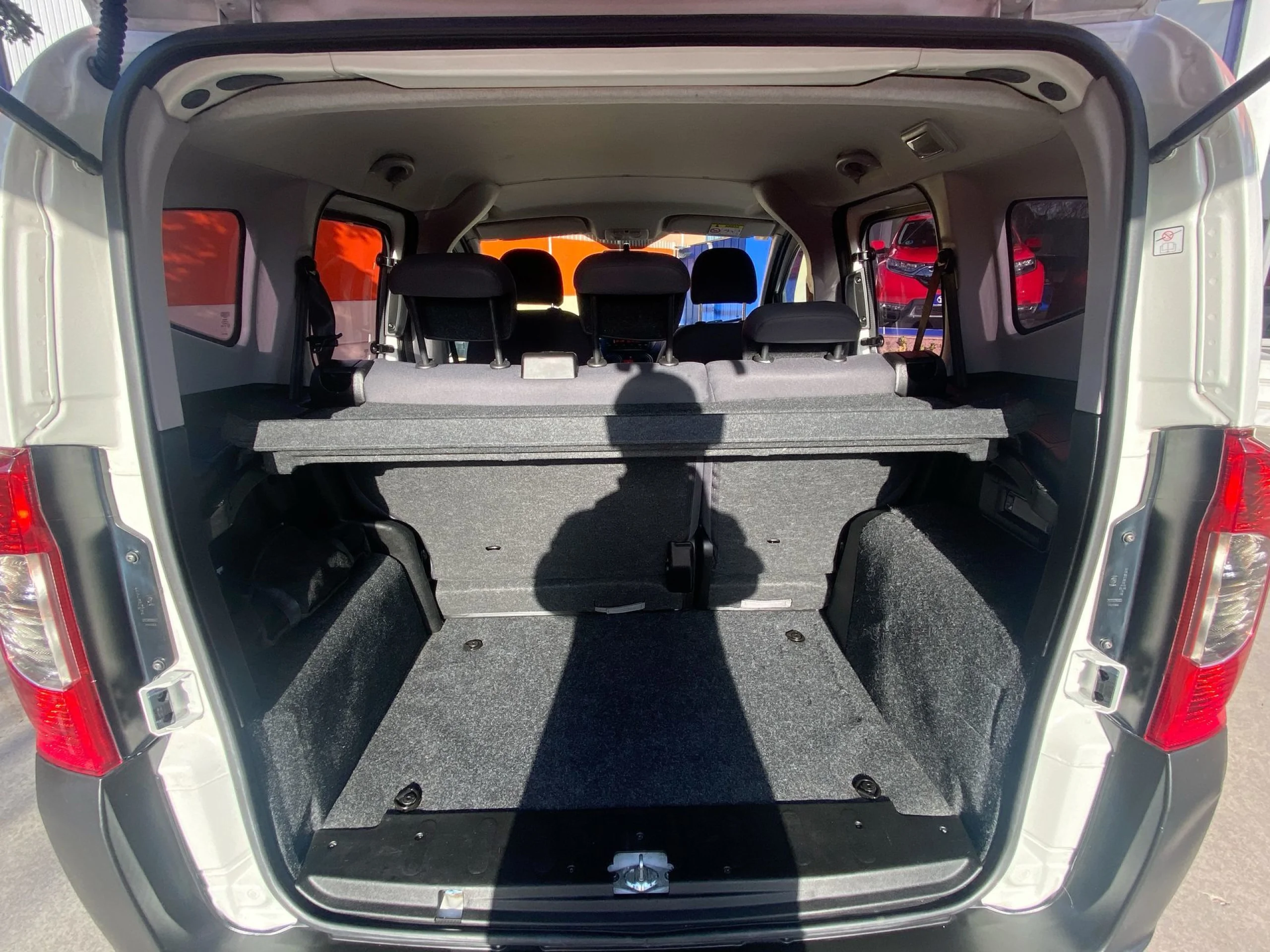 Peugeot Bipper tepee Combi 1.3 HDI Active 59 kW (80 CV) - Foto 18