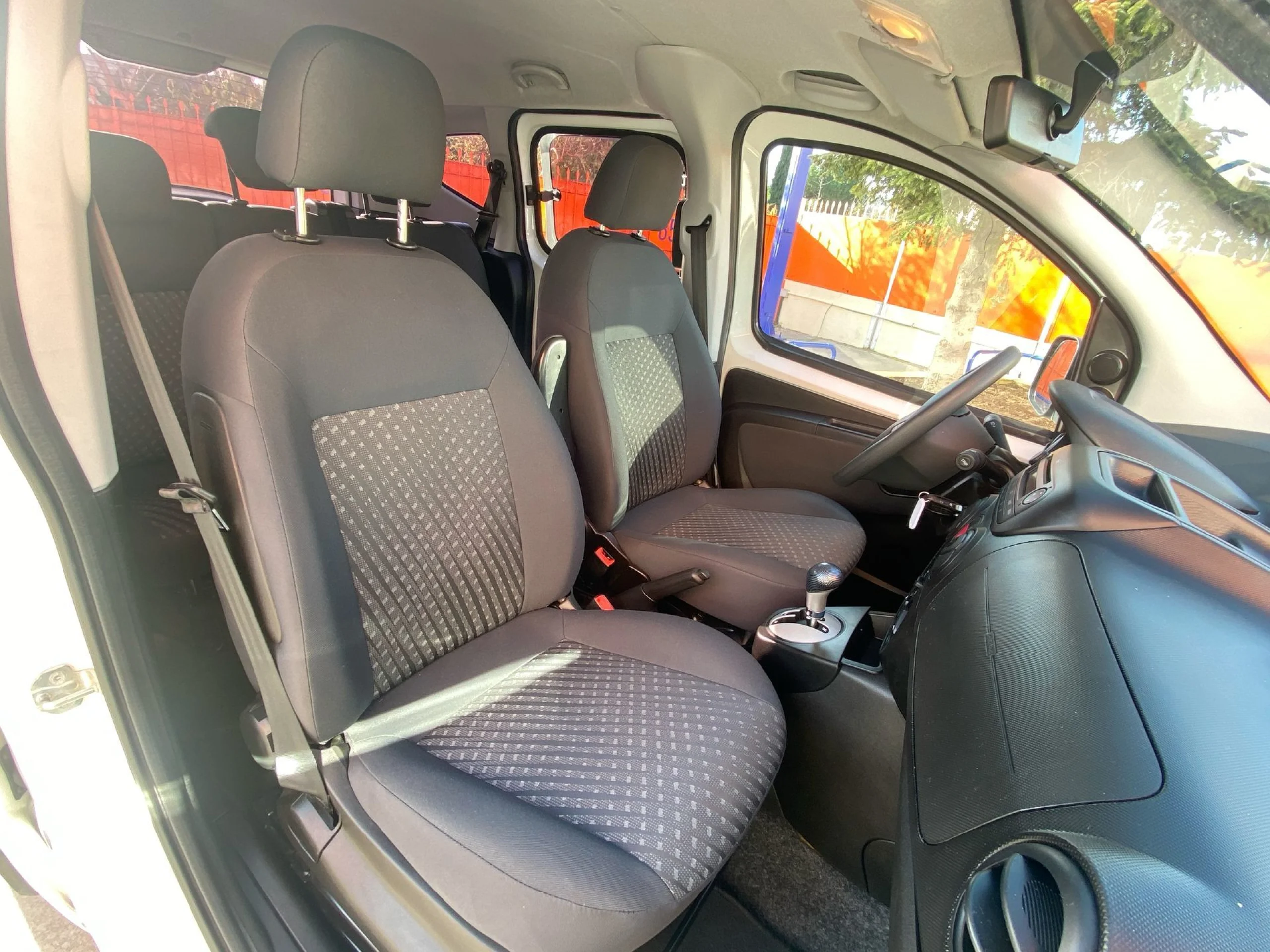 Peugeot Bipper tepee Combi 1.3 HDI Active 59 kW (80 CV) - Foto 19