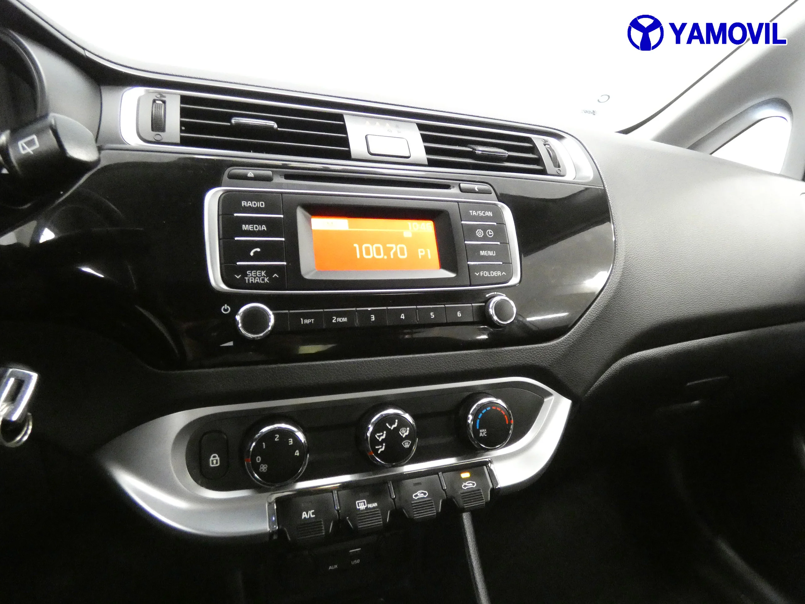 Kia Rio 1.2 CVVT CONCEPT 5P - Foto 23