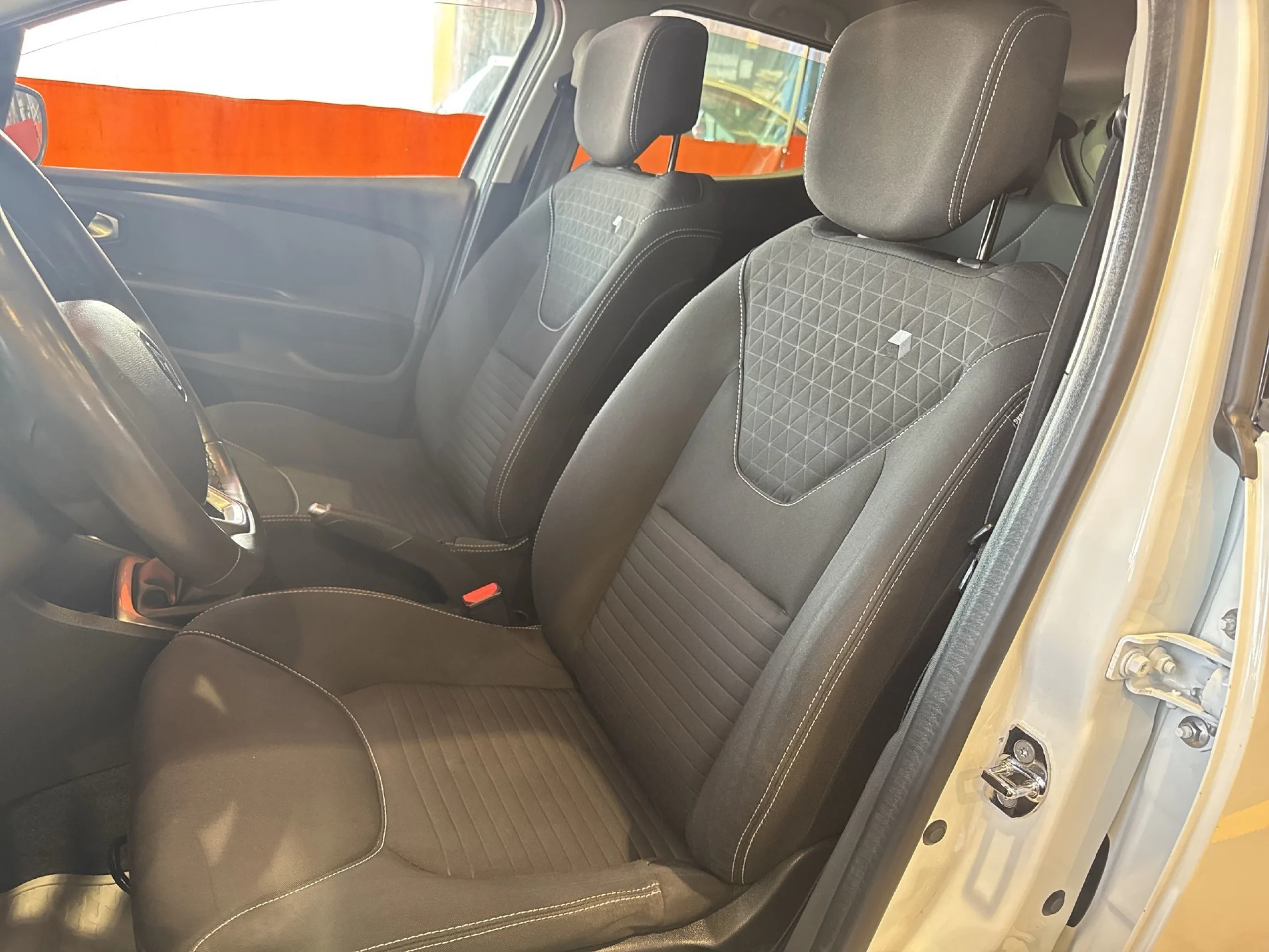 Renault Clio Limited Energy TCe 66 kW (90 CV) GLP - Foto 8