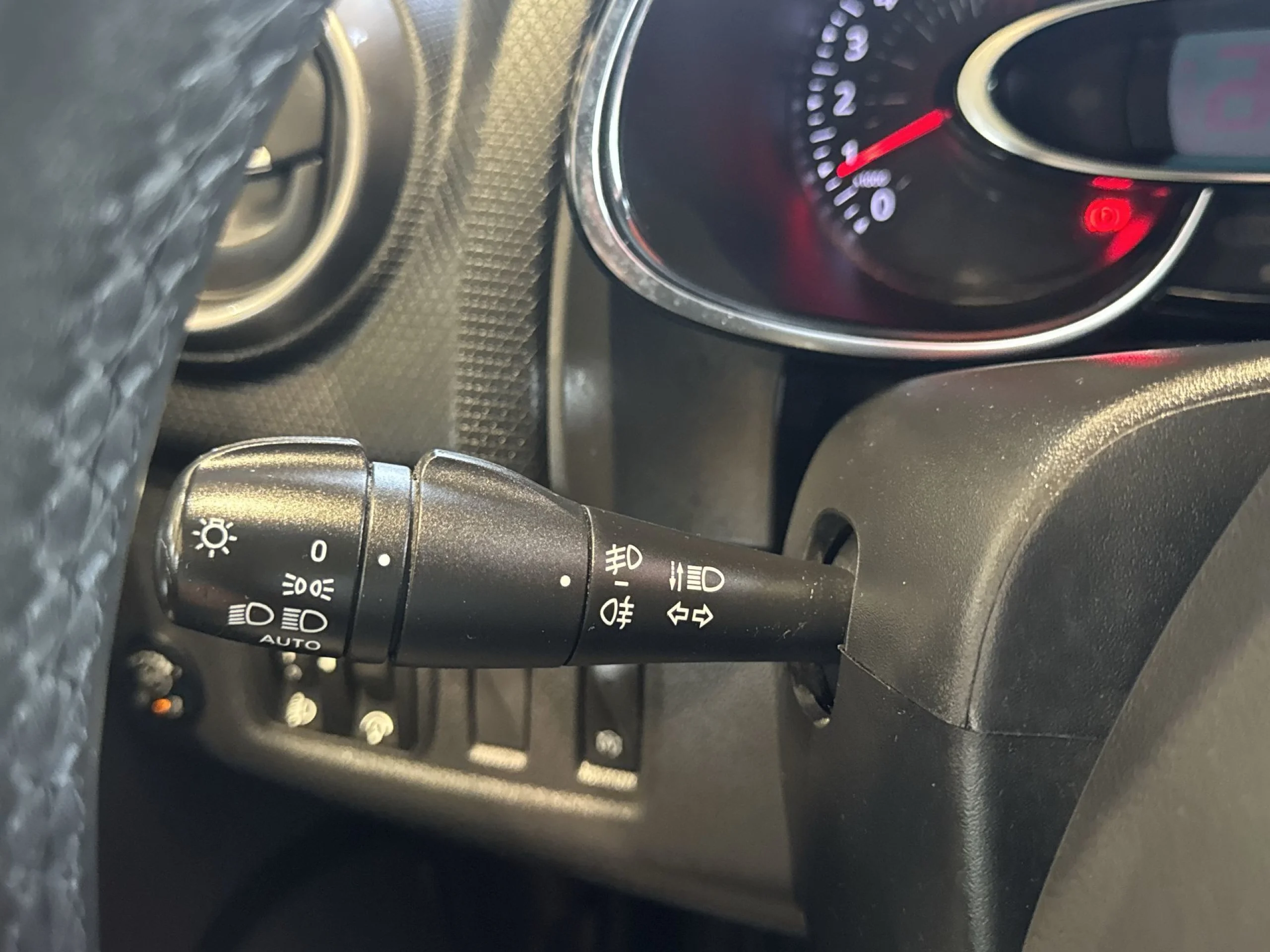 Renault Clio Limited Energy TCe 66 kW (90 CV) GLP - Foto 16