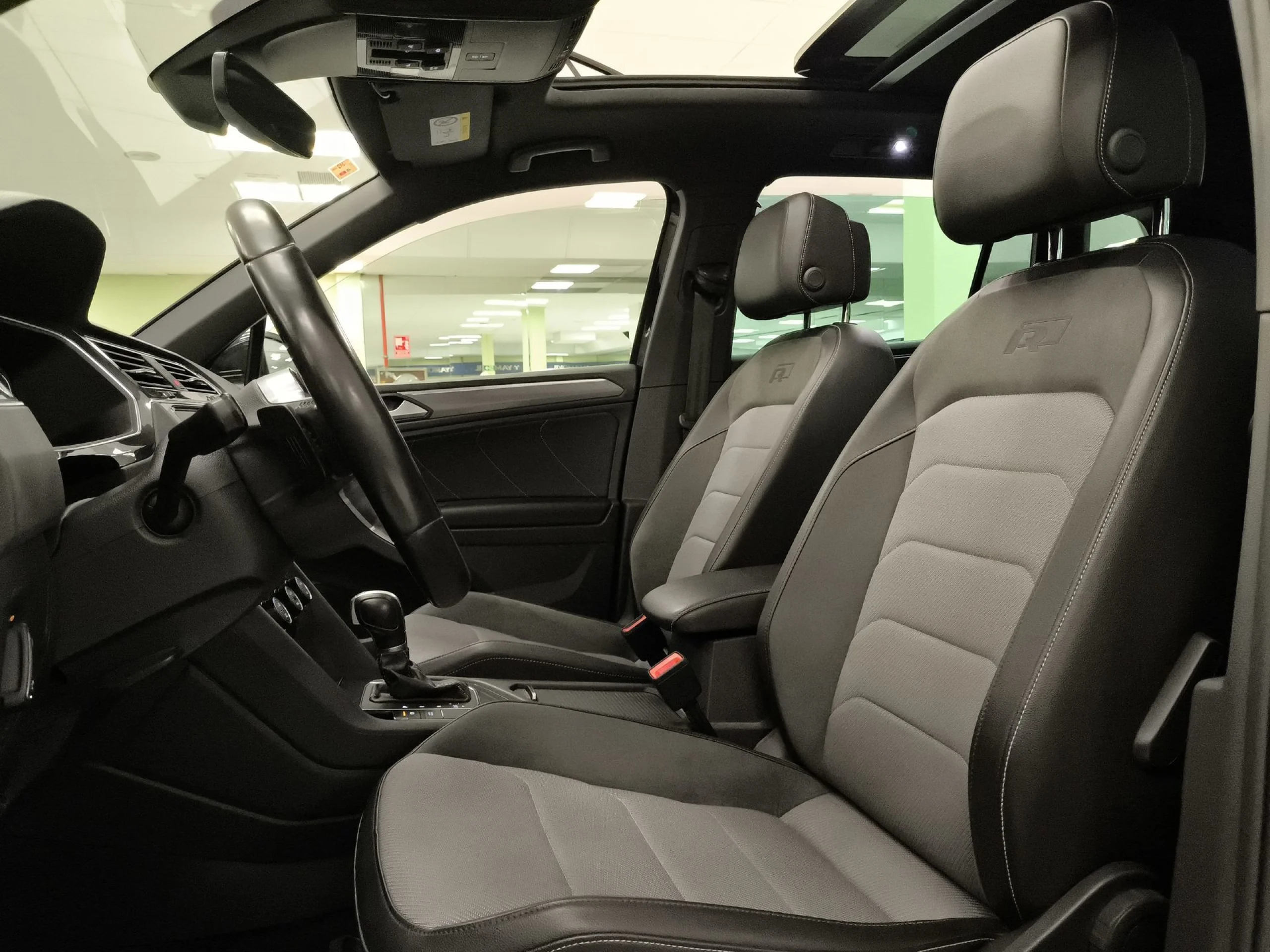 Volkswagen Tiguan Sport 2.0 TDI 110 kW (150 CV) DSG - Foto 8