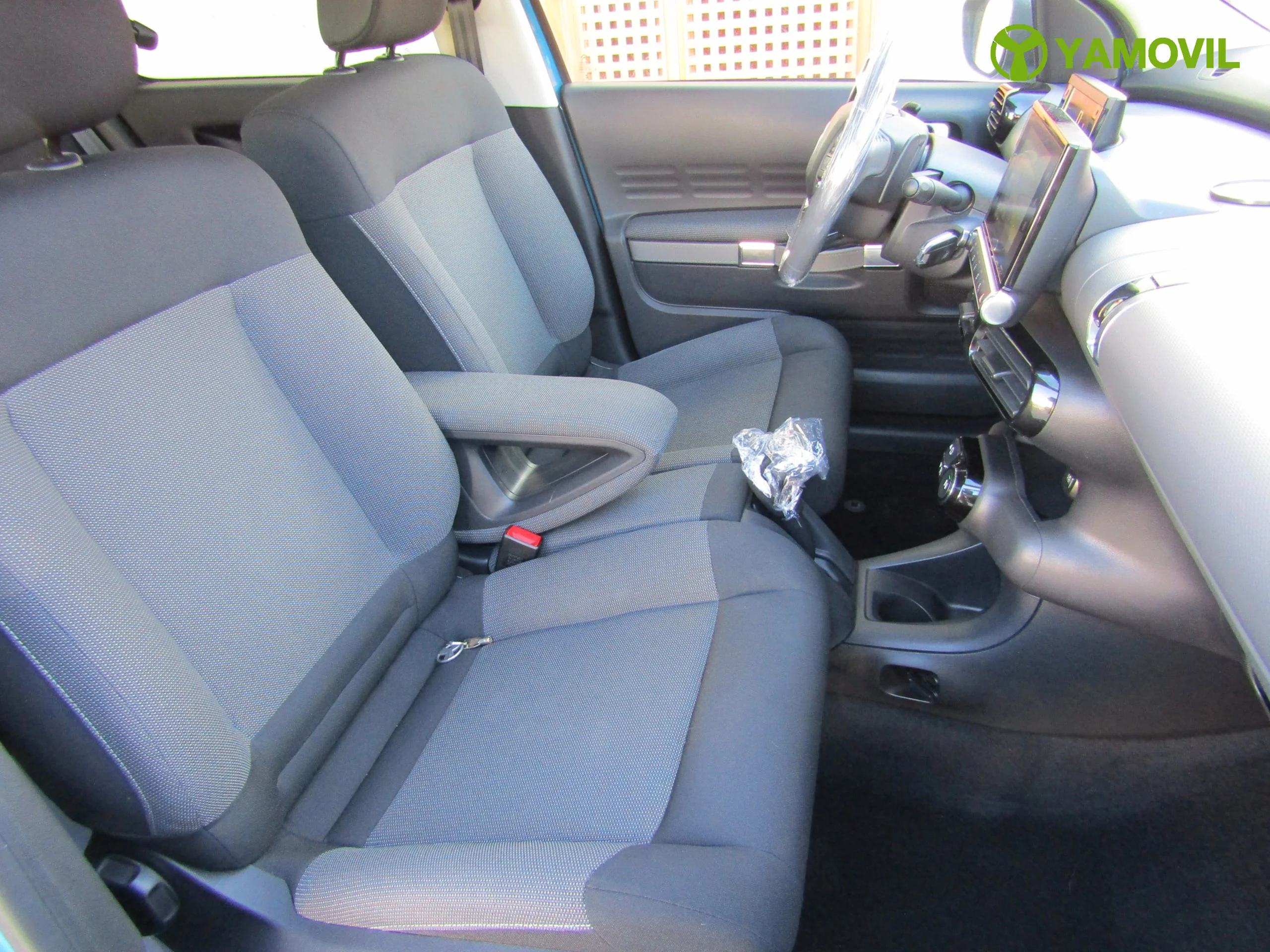 Citroen C4 CACTUS 1.6 HDi SHINE 100CV AUTO. - Foto 12