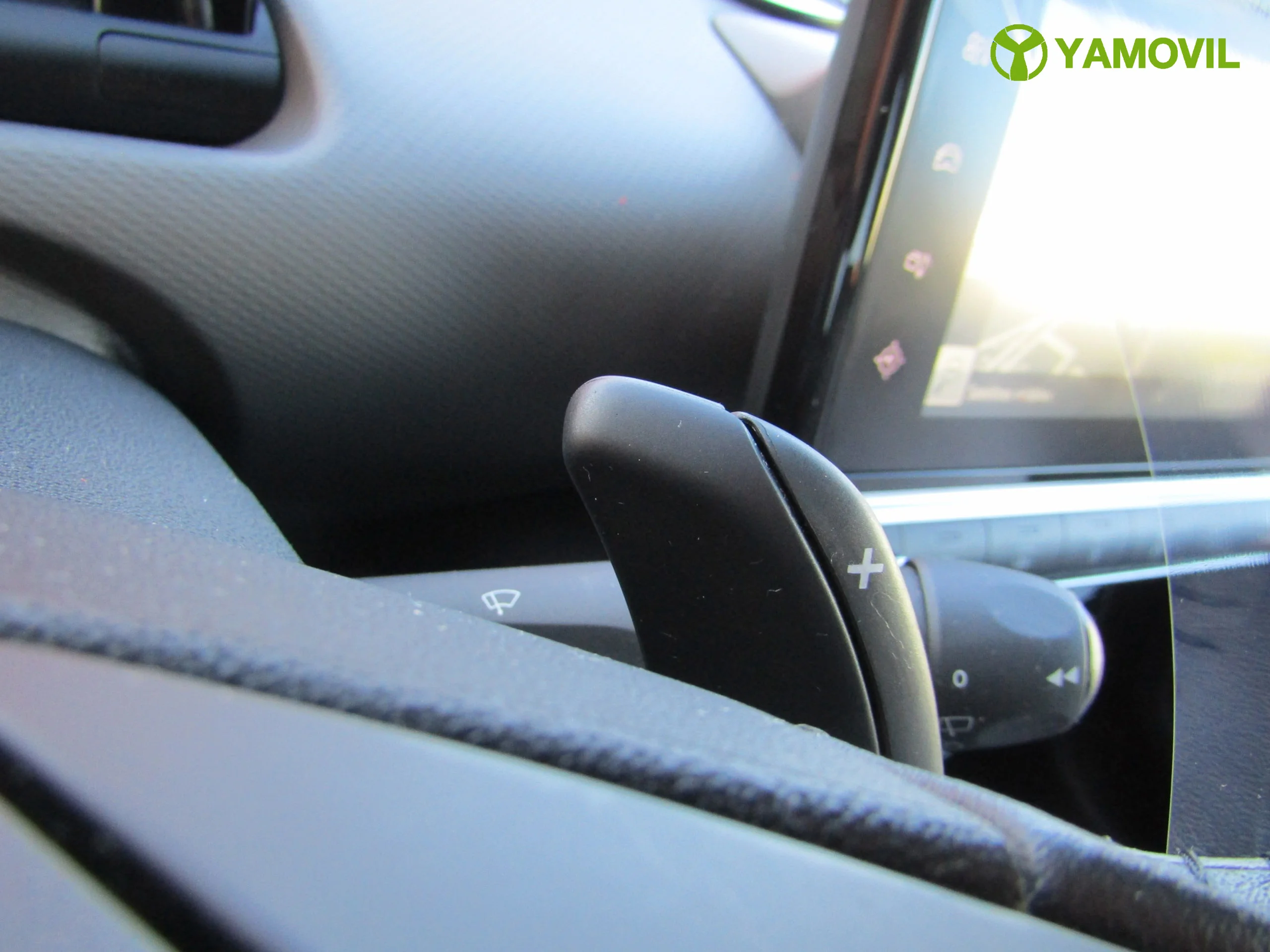 Citroen C4 CACTUS 1.6 HDi SHINE 100CV AUTO. - Foto 21