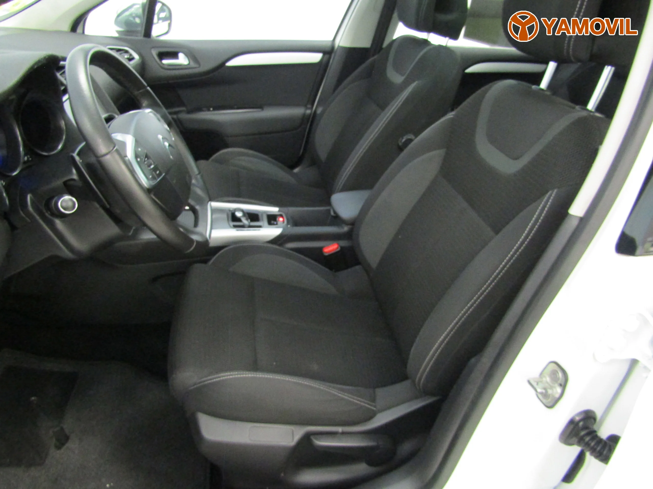 Citroen C4 1.6 EHDI AUT EXCLUSIVE - Foto 17