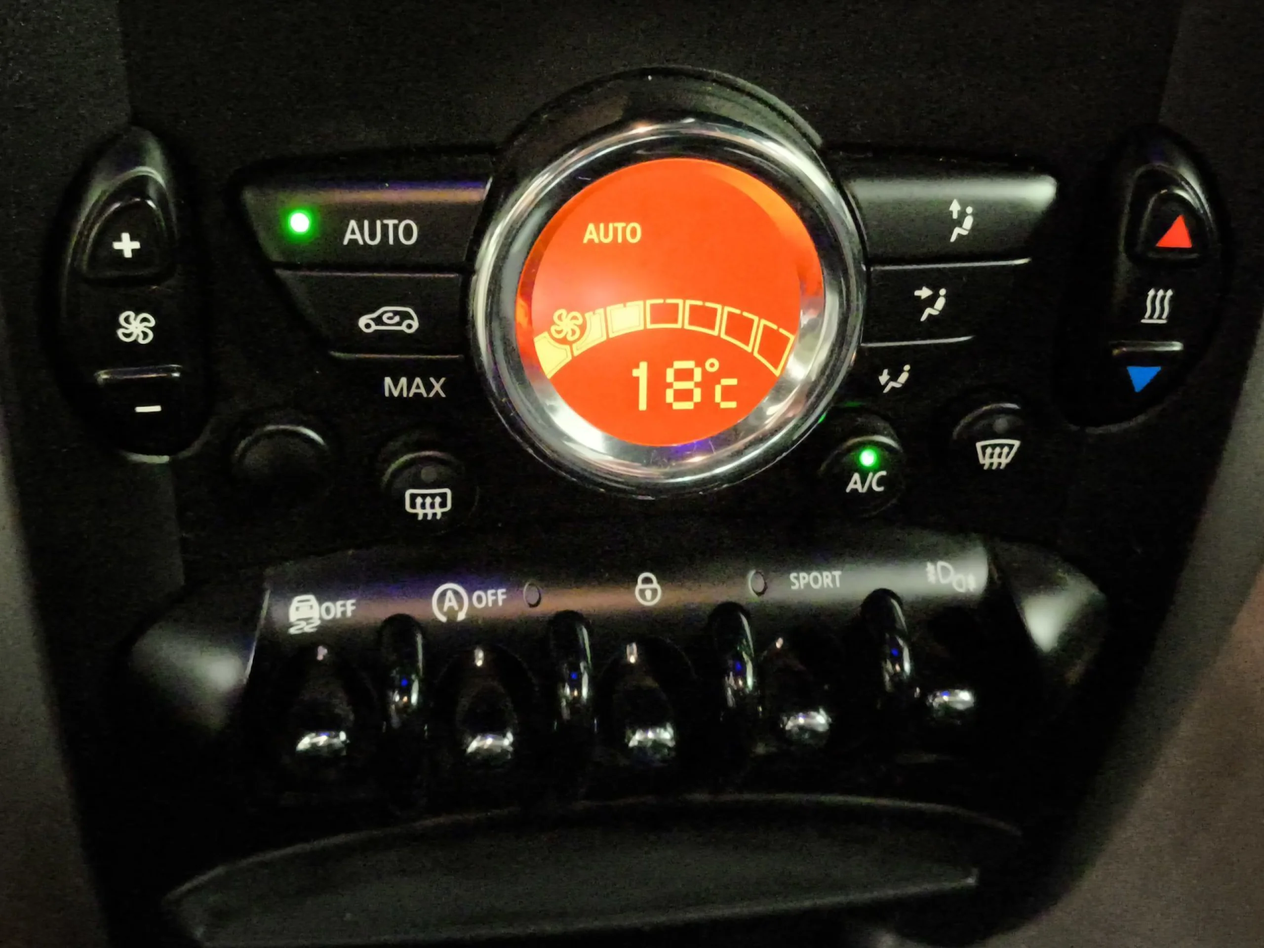 MINI MINI Countryman Cooper D ALL4 82 kW (112 CV) - Foto 15