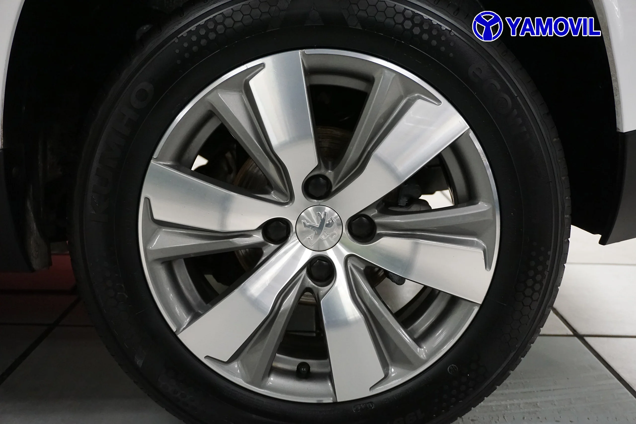 Peugeot 2008 1.6 BLUEHDI STYLE 5P - Foto 11
