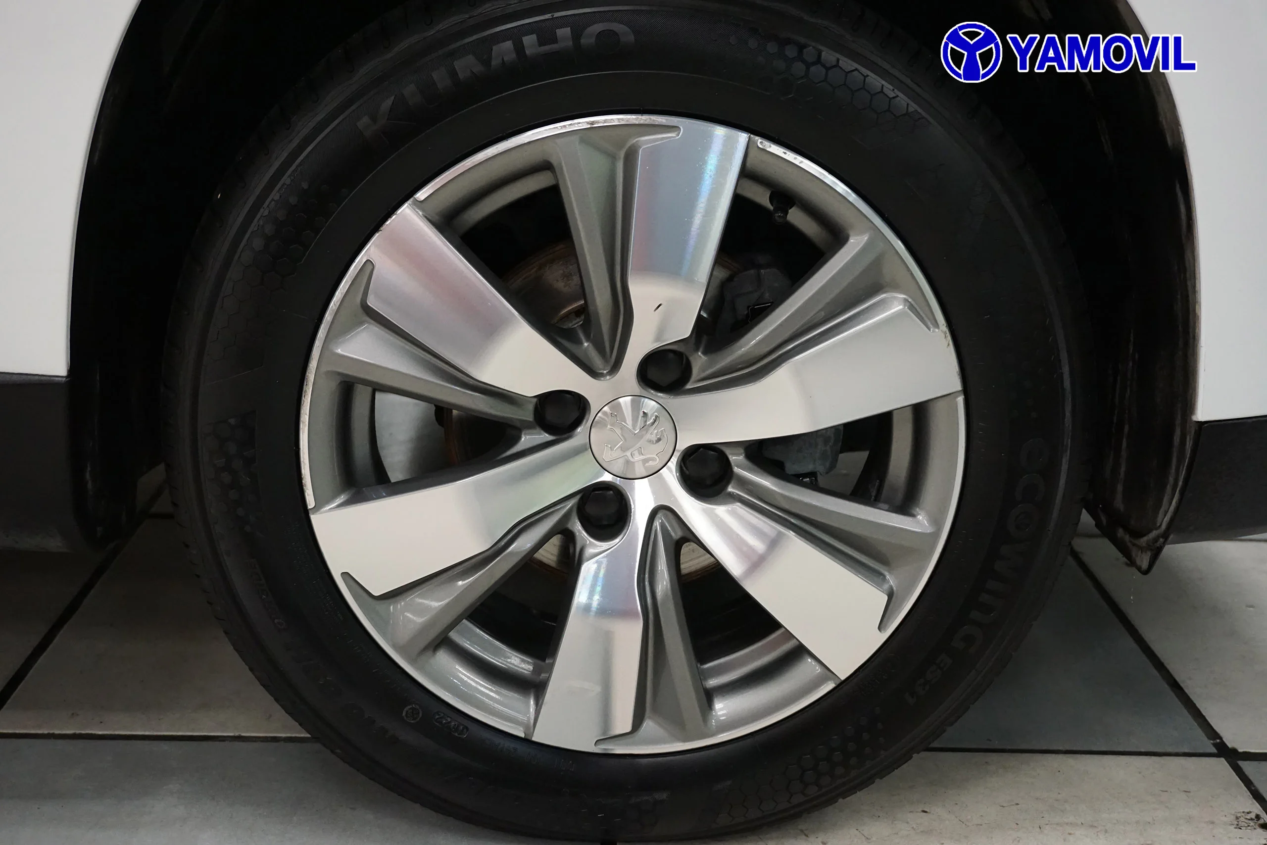 Peugeot 2008 1.6 BLUEHDI STYLE 5P - Foto 9