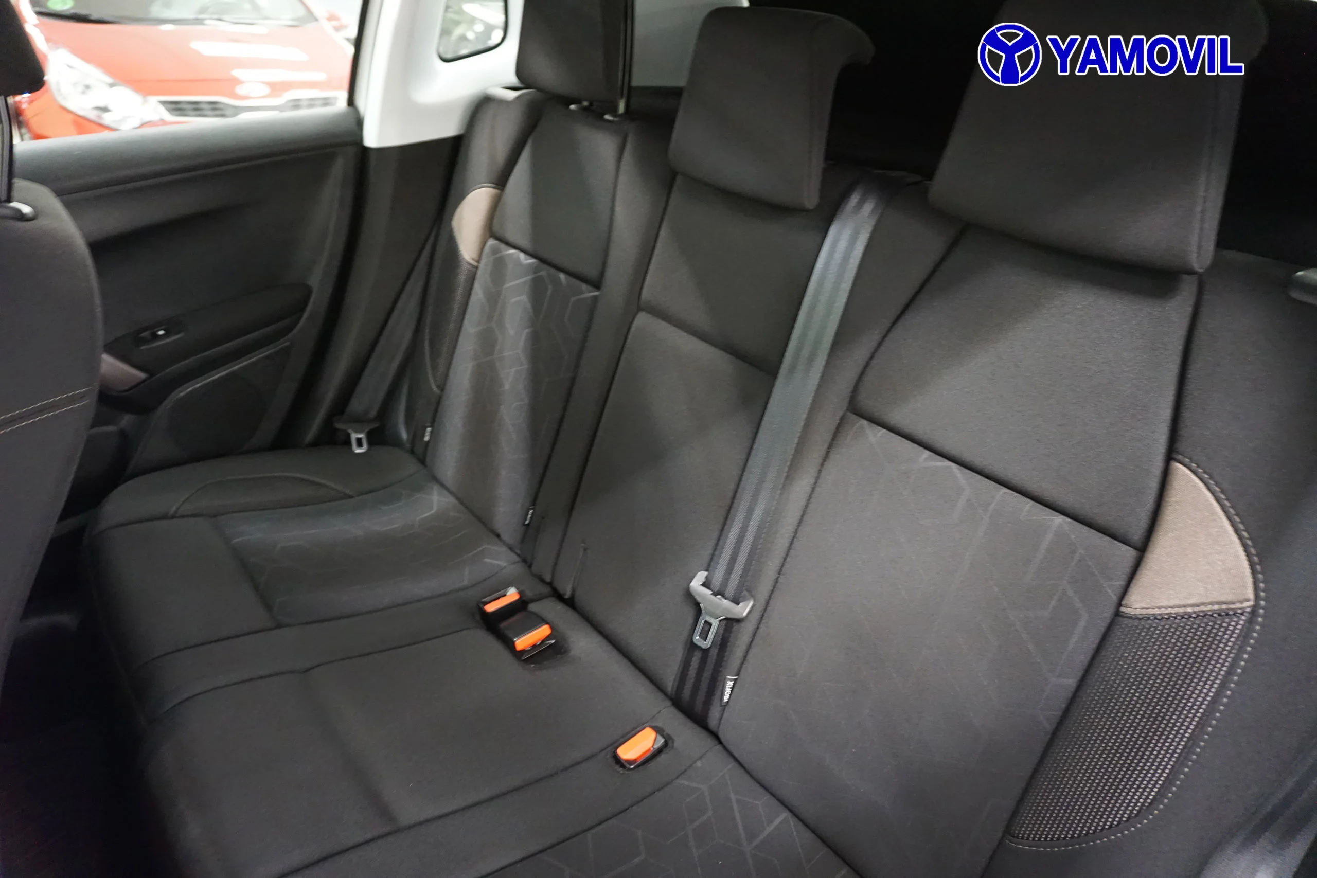 Peugeot 2008 1.6 BLUEHDI STYLE 5P - Foto 14