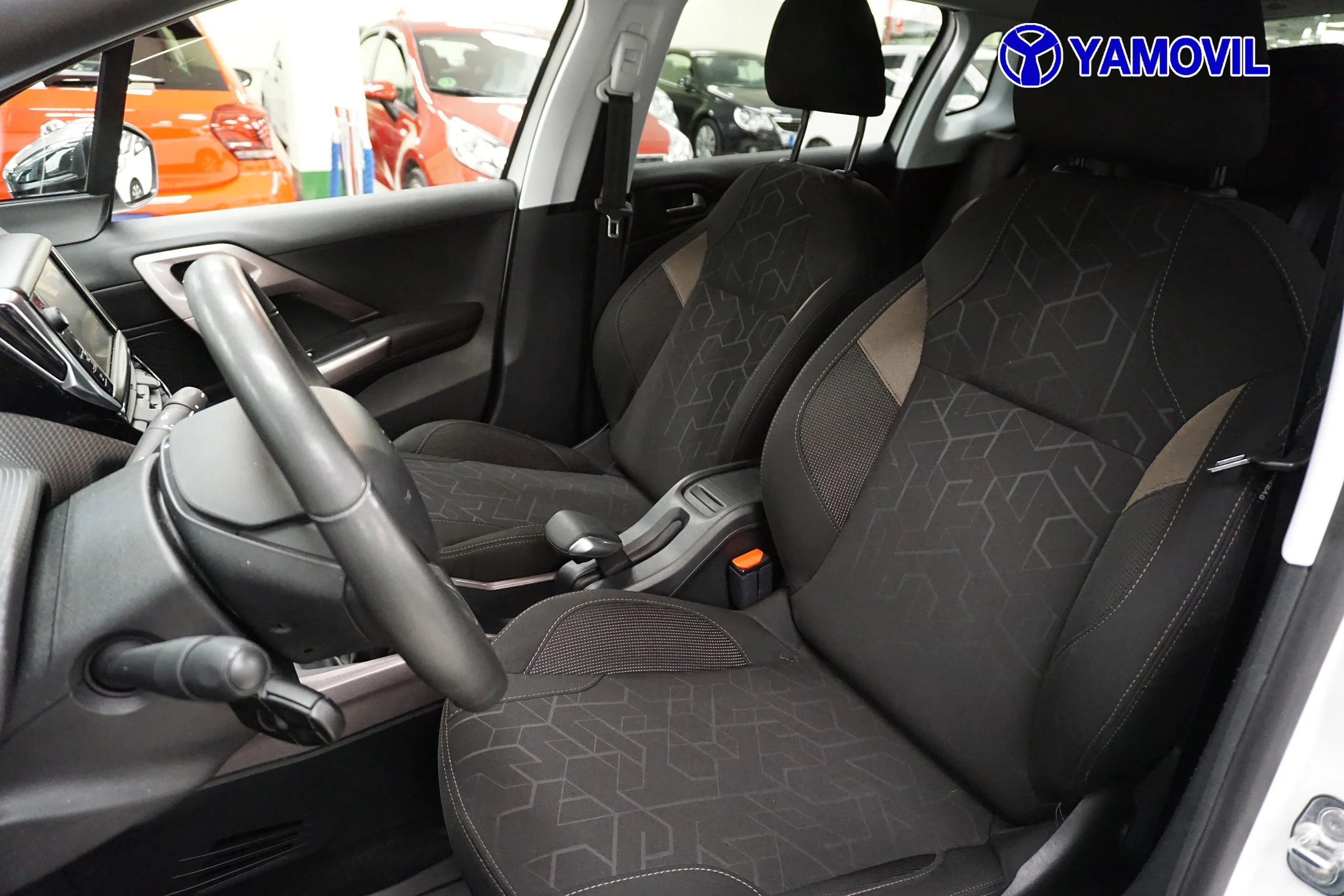 Peugeot 2008 1.6 BLUEHDI STYLE 5P - Foto 13
