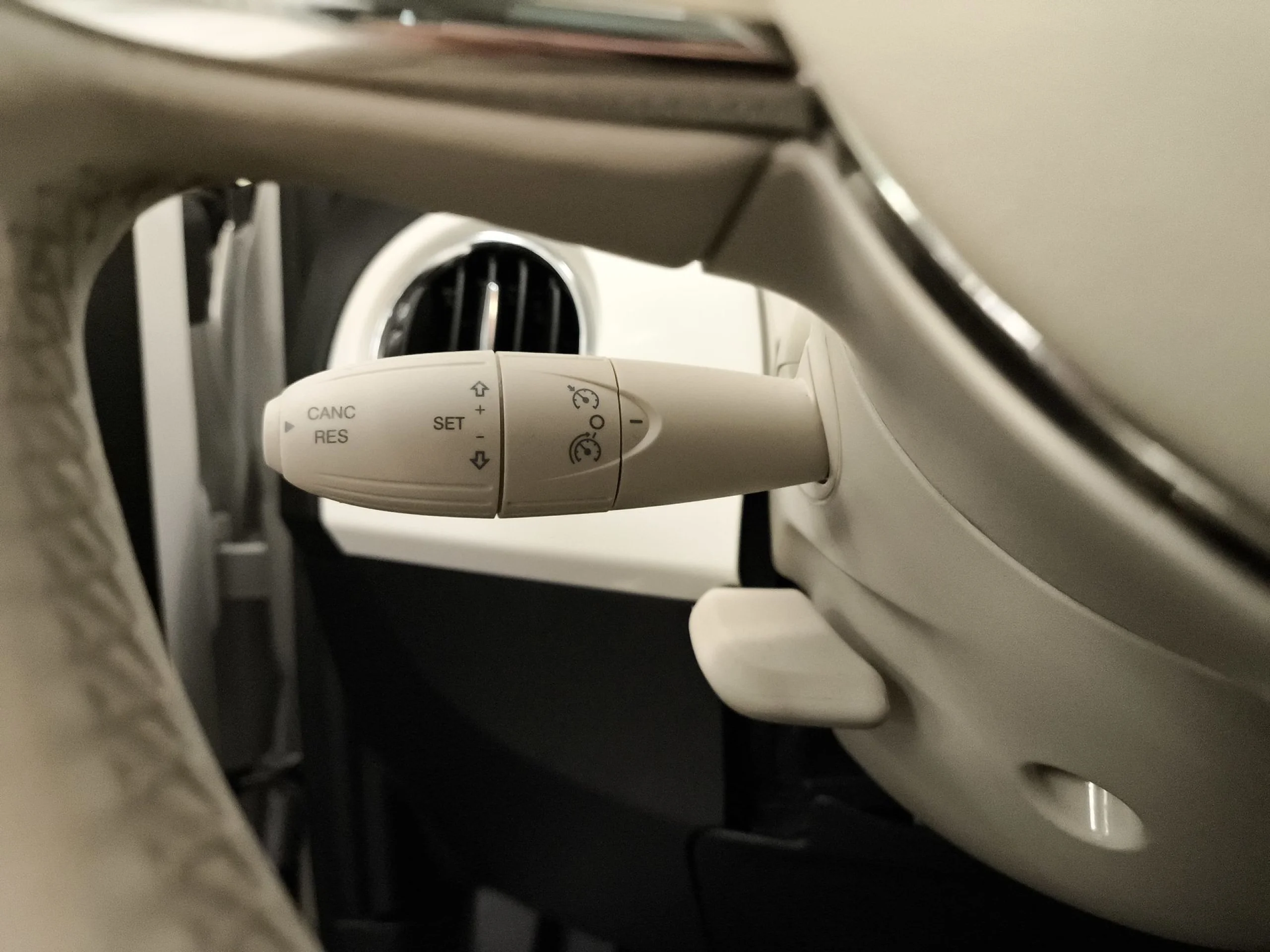 Fiat 500 1.0 Hybrid Dolcevita 51 kW (70 CV) - Foto 12