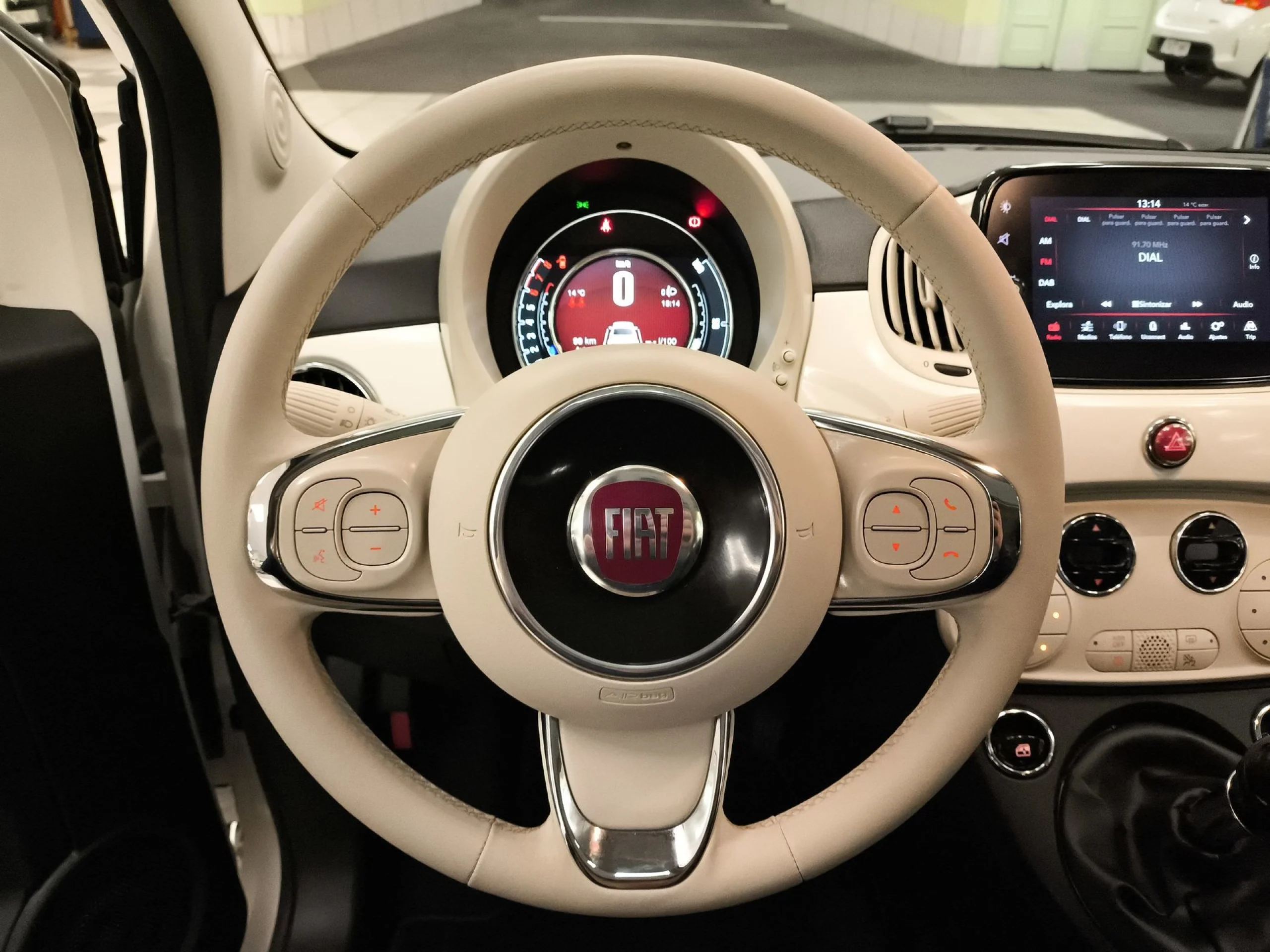 Fiat 500 1.0 Hybrid Dolcevita 51 kW (70 CV) - Foto 13