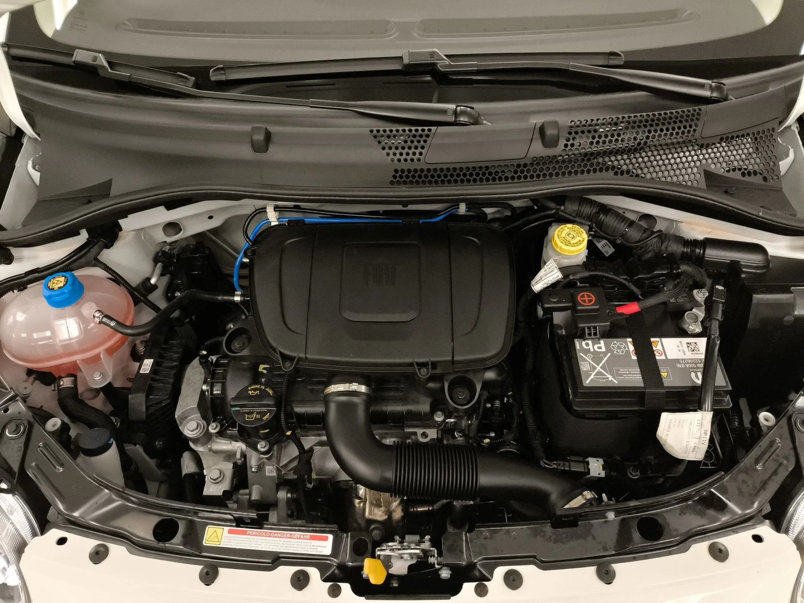 Fiat 500 1.0 Hybrid Dolcevita 51 kW (70 CV) - Foto 23