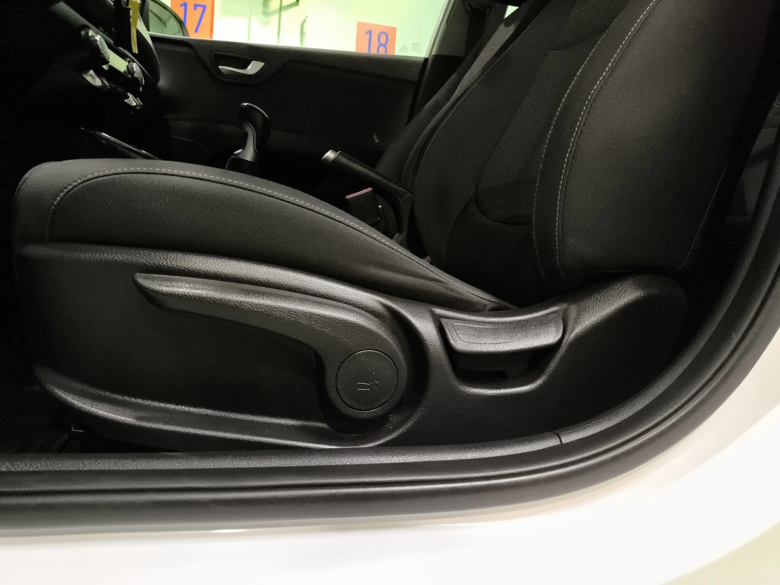 Kia Rio 1.0 T-GDi Drive 74 kW (100 CV) - Foto 9